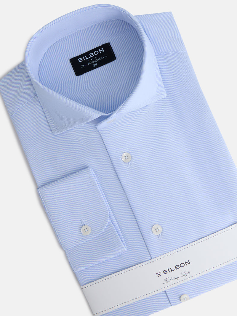 Camisa de vestir riscas finas punho simples azul-claro