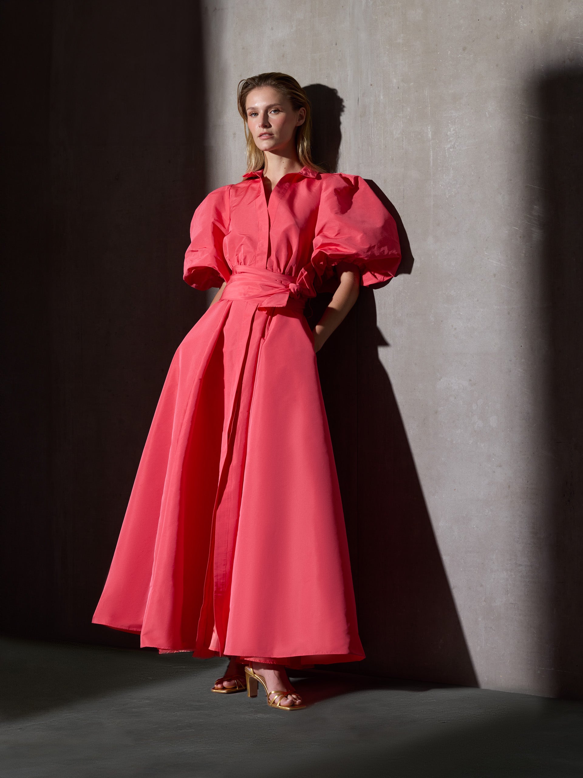 Vestido CaprileXSilbon camisa tafetá vermelho