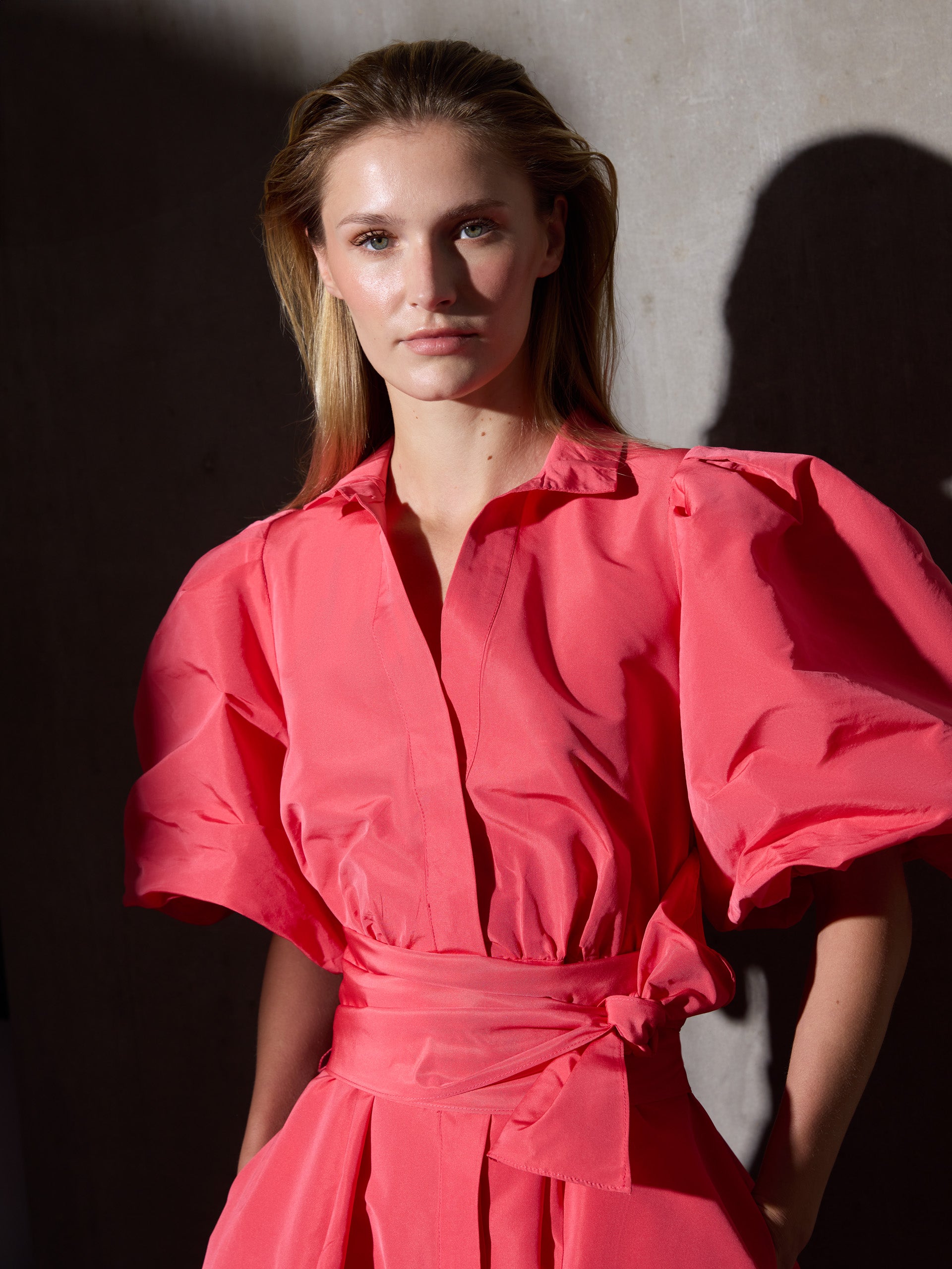 Vestido CaprileXSilbon camisa tafetá vermelho