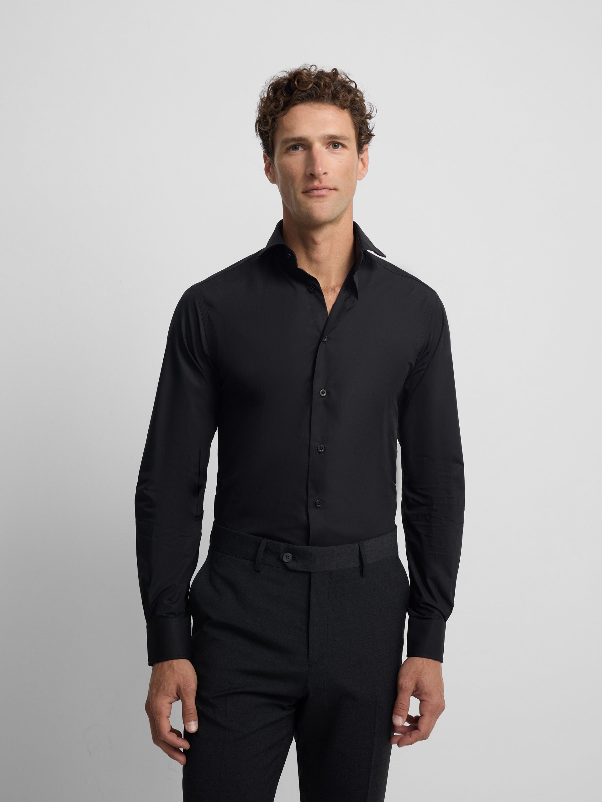 Camisa vestir lisa negra