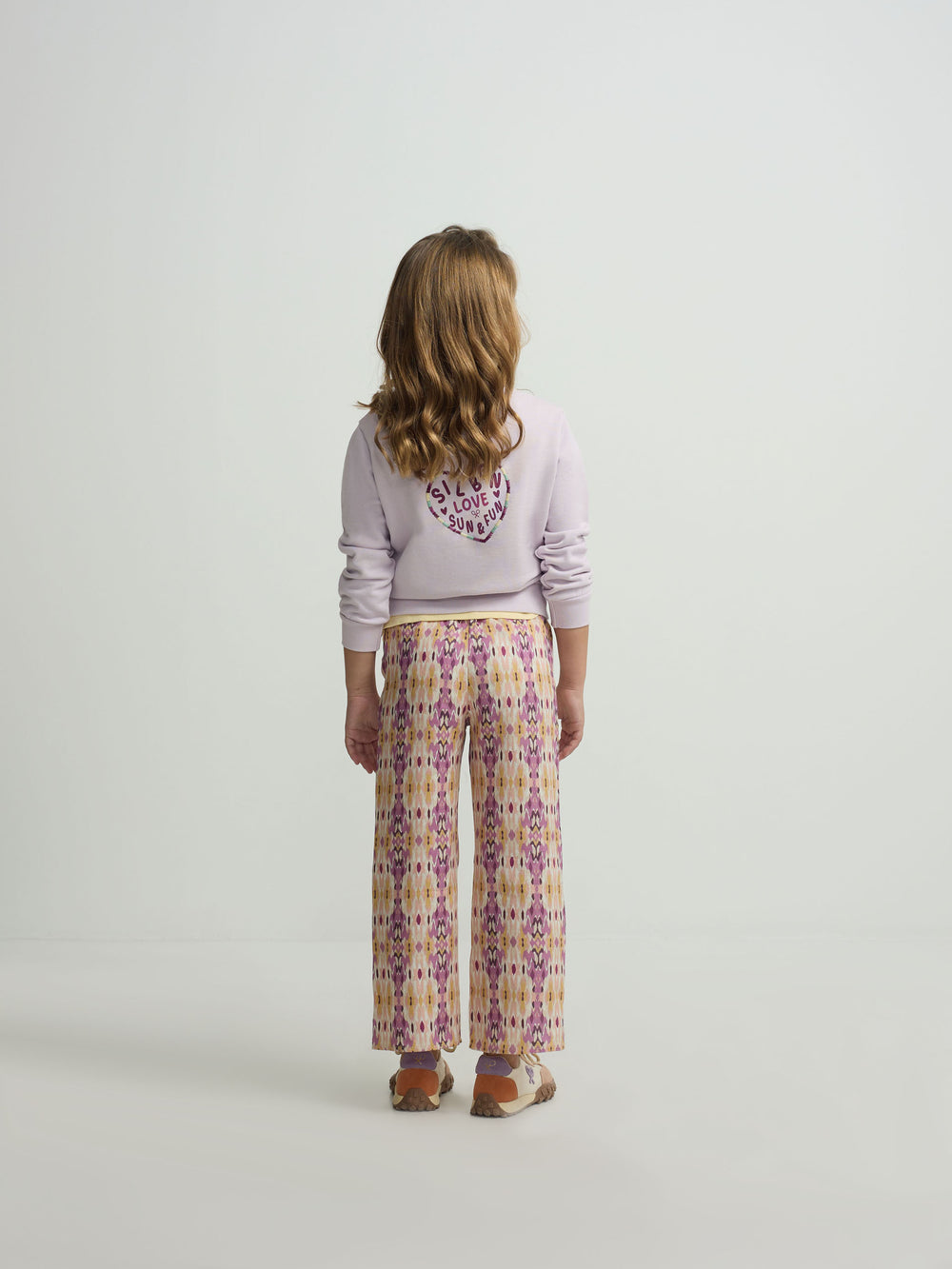 Sweatshirt girl silbon love lilás