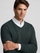 Pull col en V vert