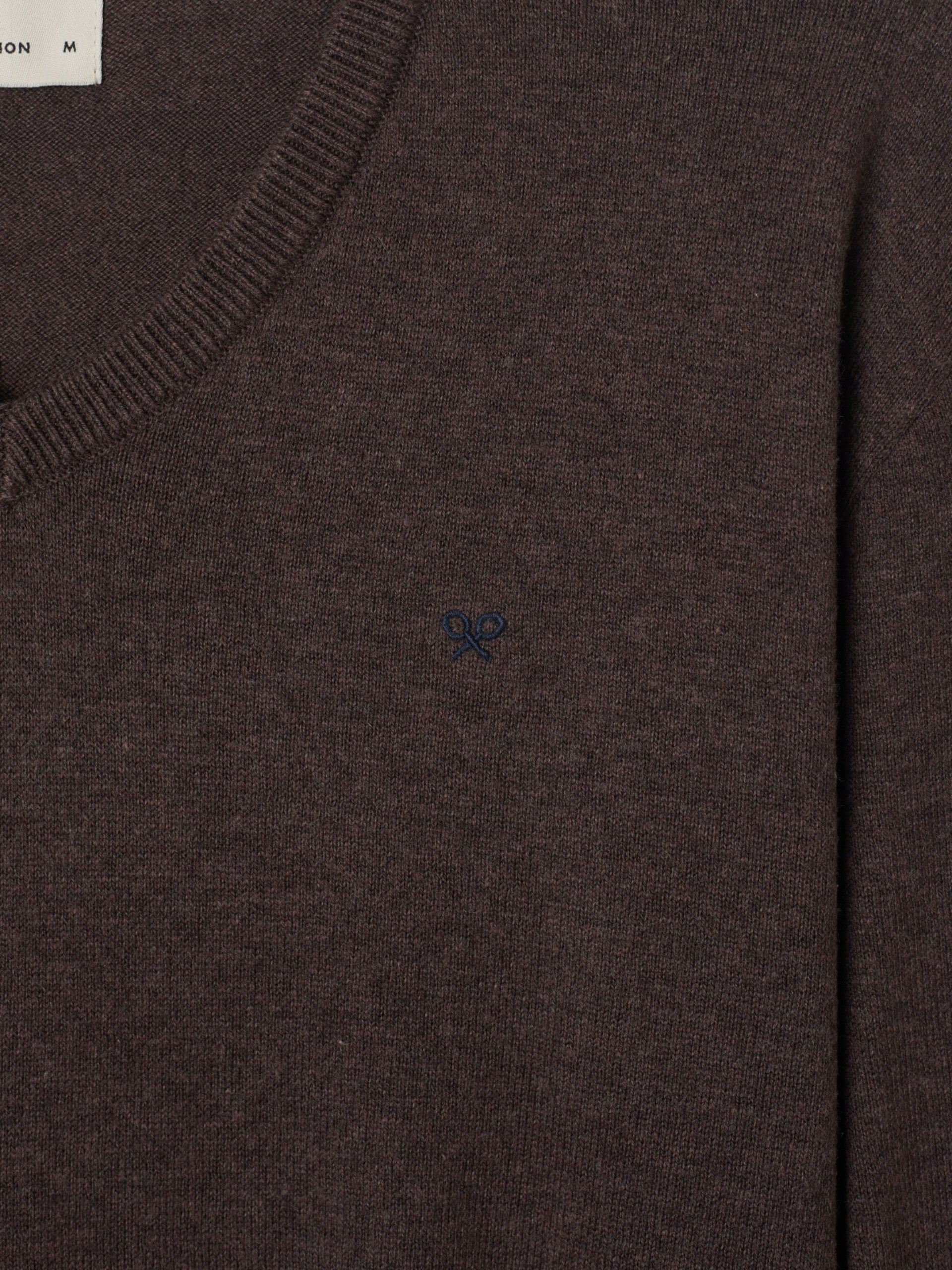 Jersey cuello pico marron