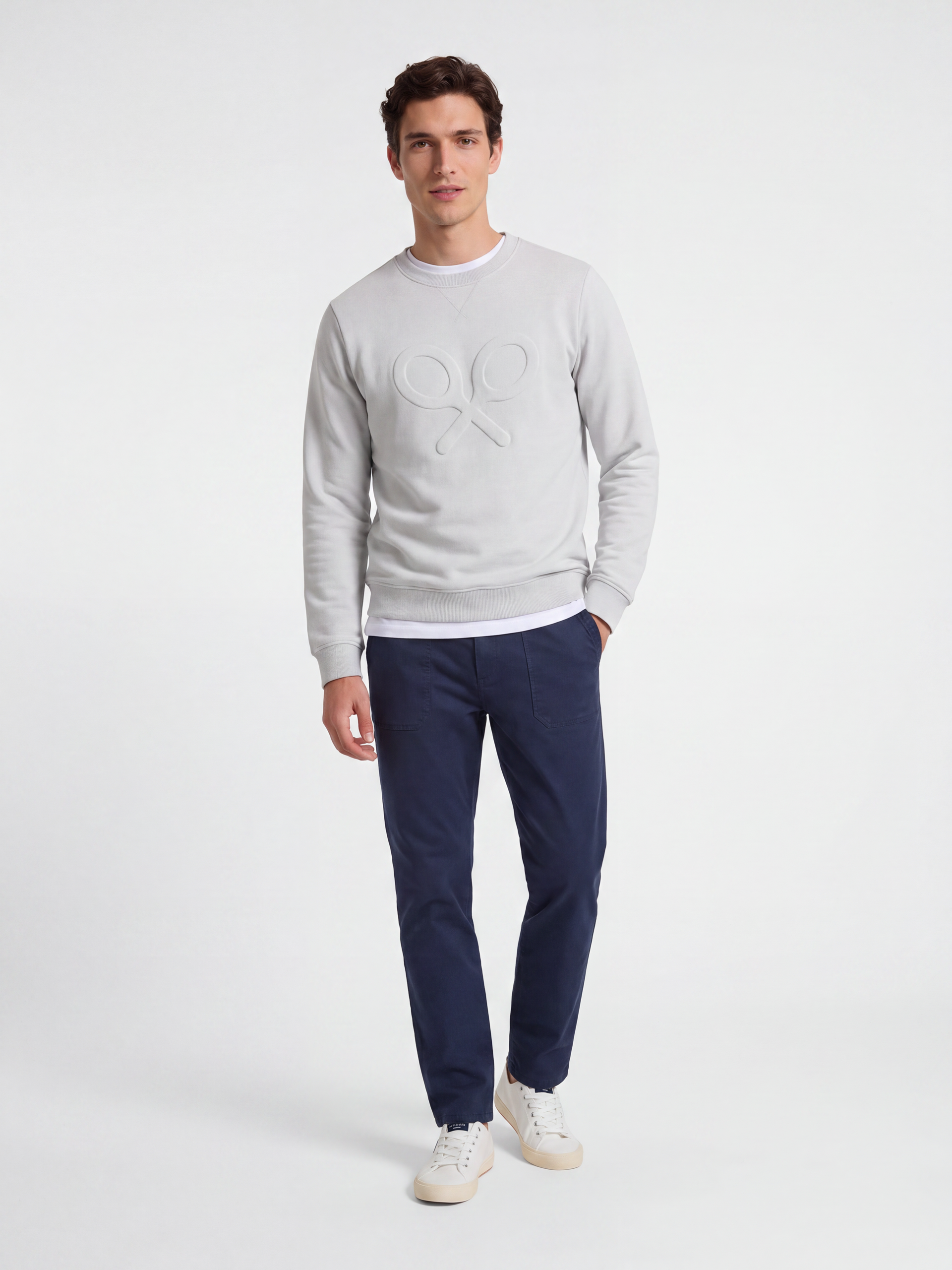Classic sweatshirt with embossed logo in light grey