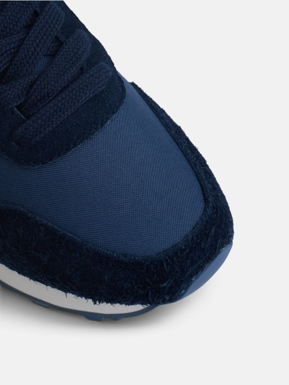 Zapatilla urban style azul marino