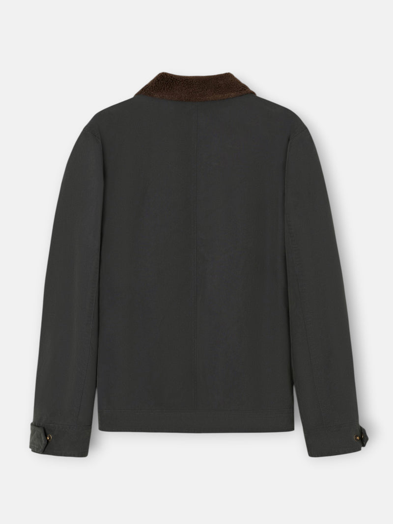 Chaqueta desgastada cuello borreguito verde