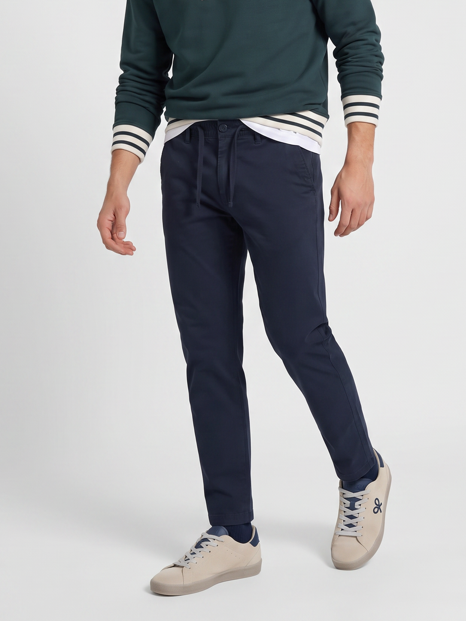 Pantalon sport jogger azul marino