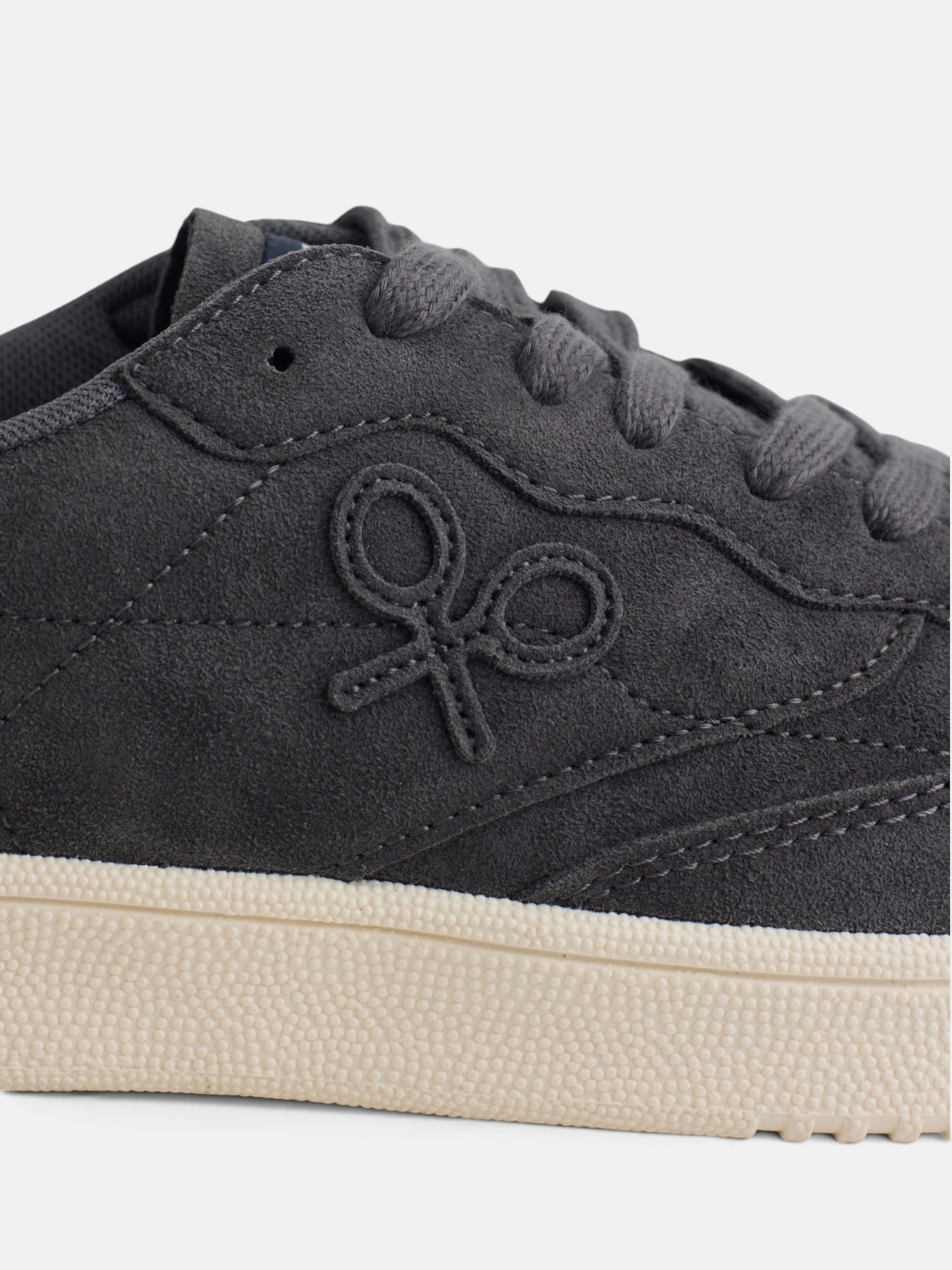 Zapatilla casual serraje azul marino