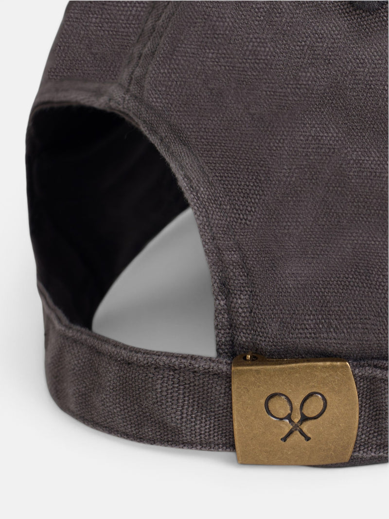Casquette marron avec raquettes brodées
