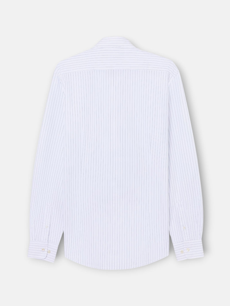 Chemise sport classique à rayures bleues et blanches