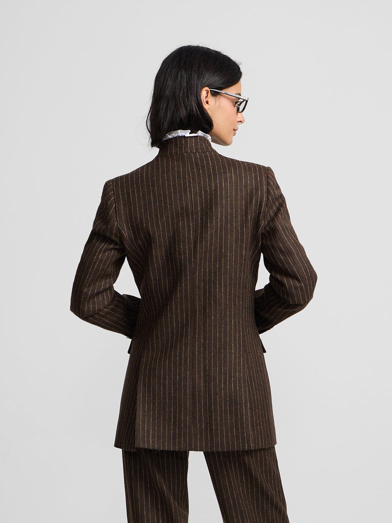 Blazer de gola alta com risca diplomática castanha