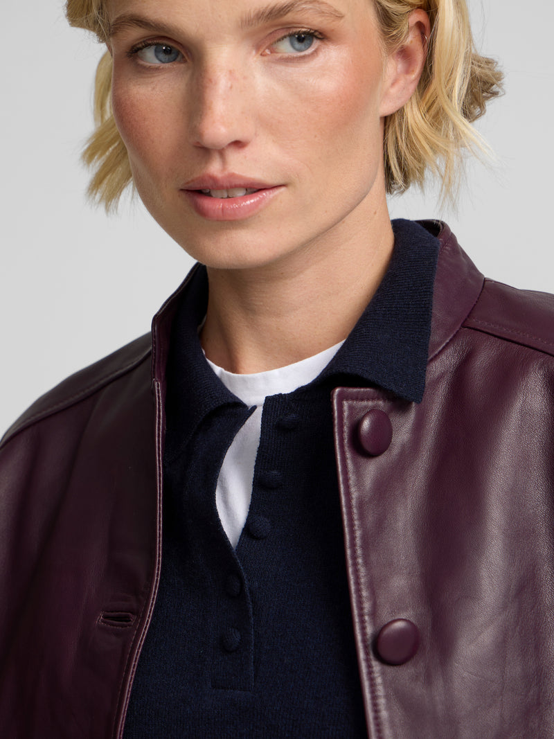 Veste en cuir nappa à boutons bordeaux