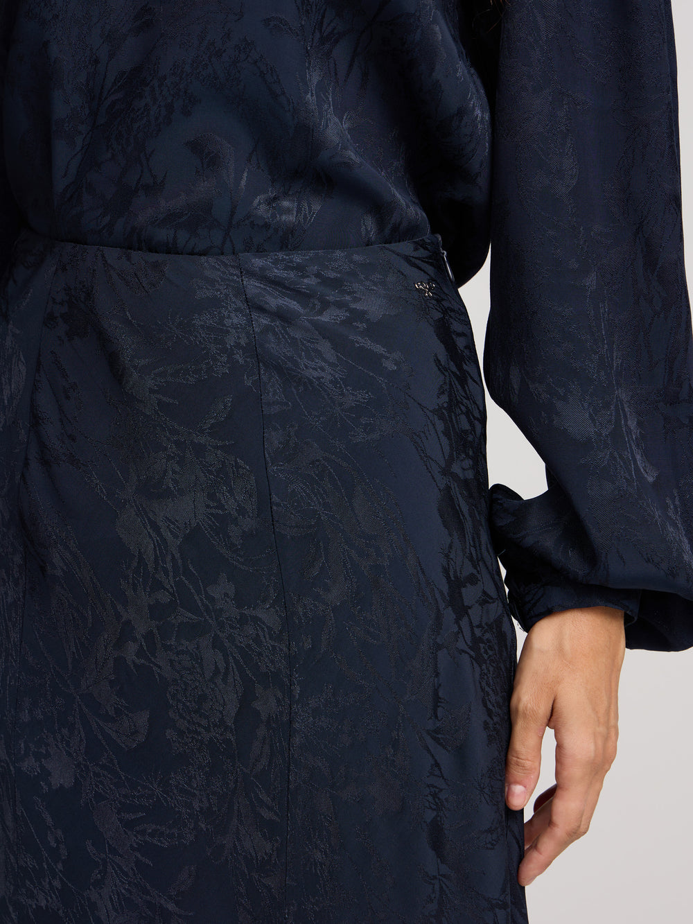 Navy blue jacquard flared midi skirt