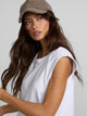 Camiseta woman hombreras detalle tachuelas blanca