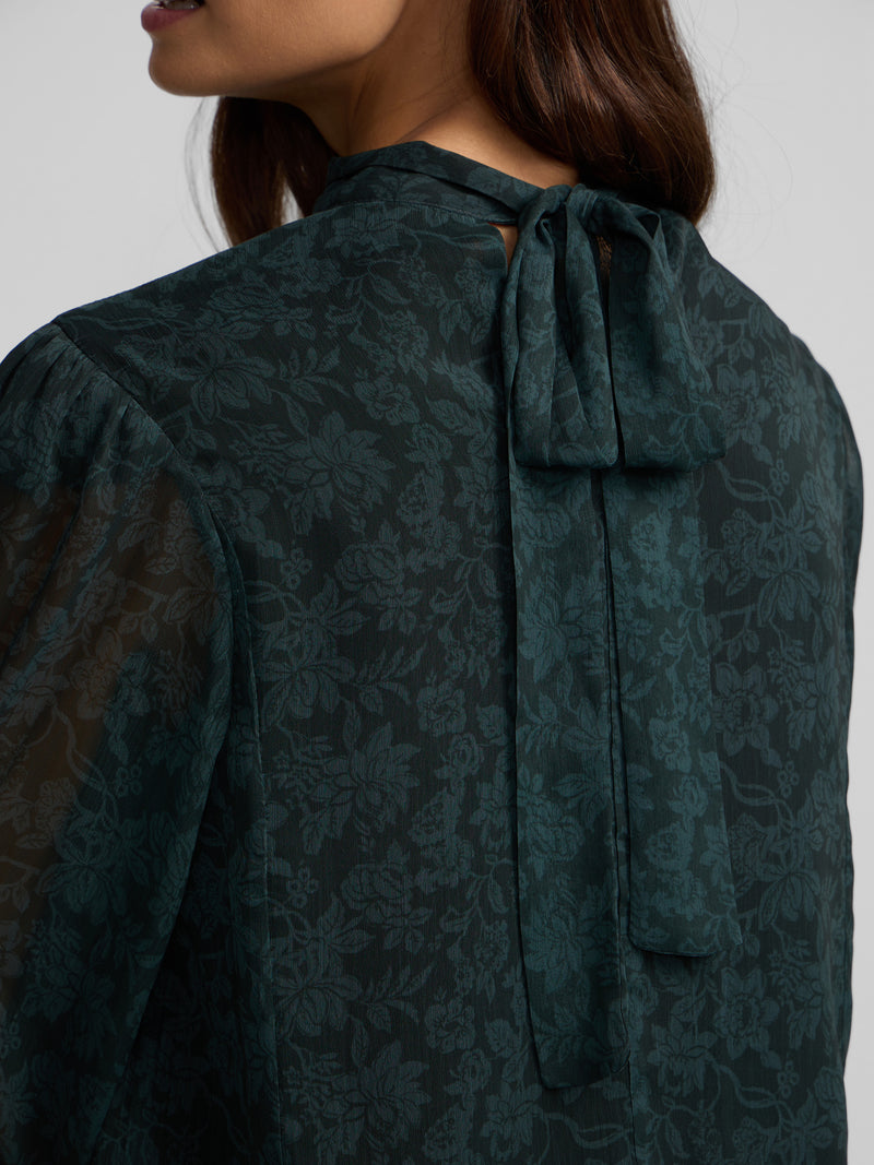 Blusa tira cuello estampado flores verde