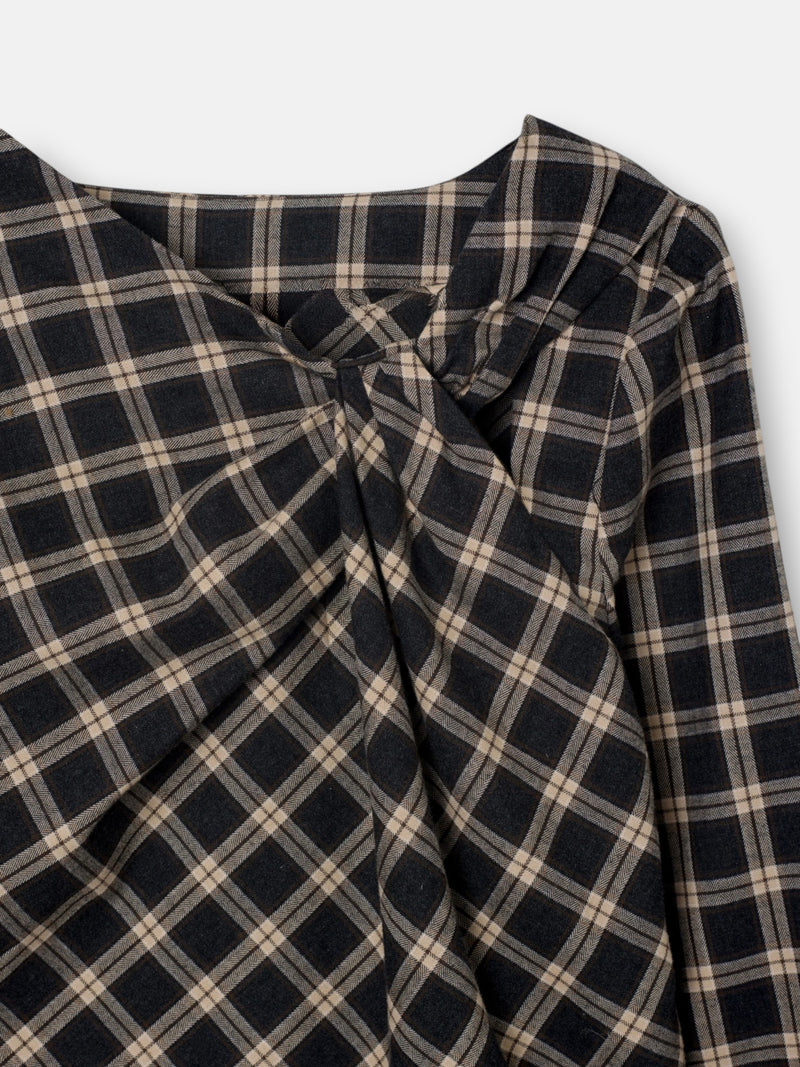 Blusa nudo cuadros gris y crudo