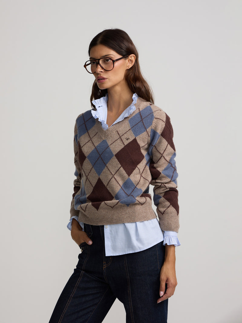 Camisola decote em bico losangos azul e castanho