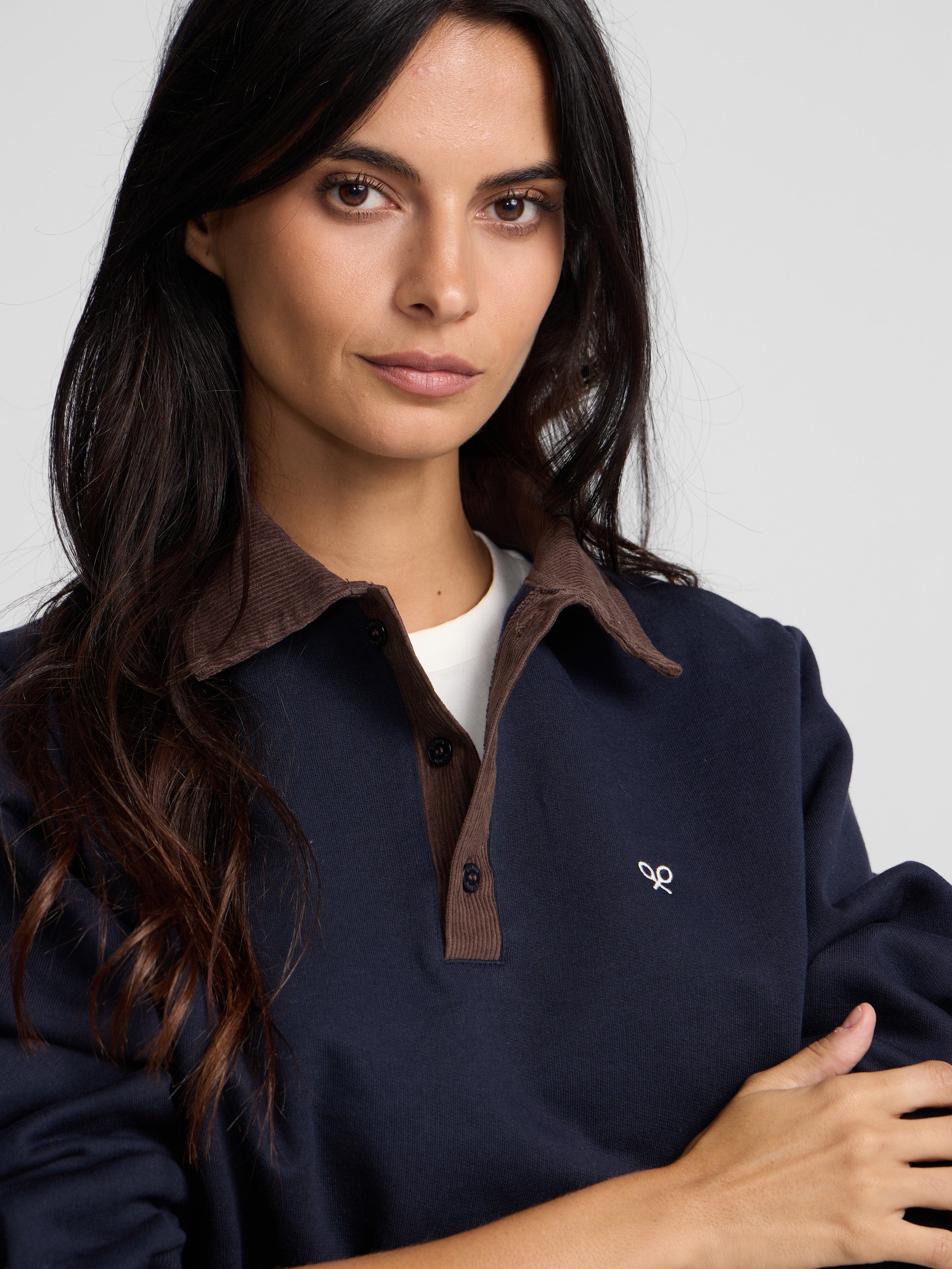 Sweat-shirt femme col polo velours bleu marine
