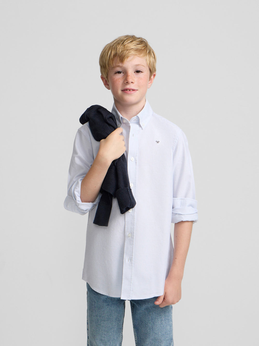 Kids' sport shirt with light blue Oxford stripes
