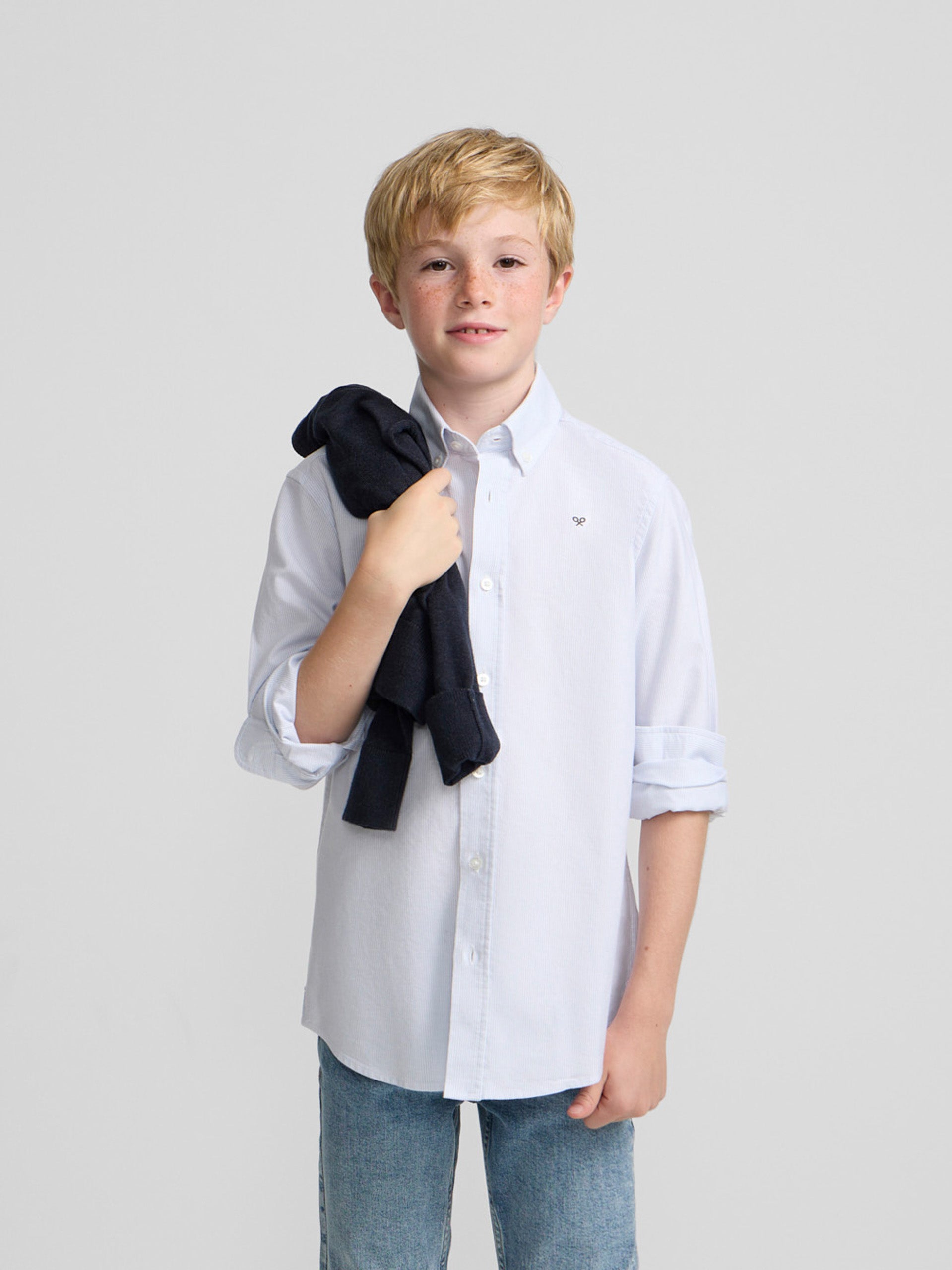 Kids' sport shirt with light blue Oxford stripes