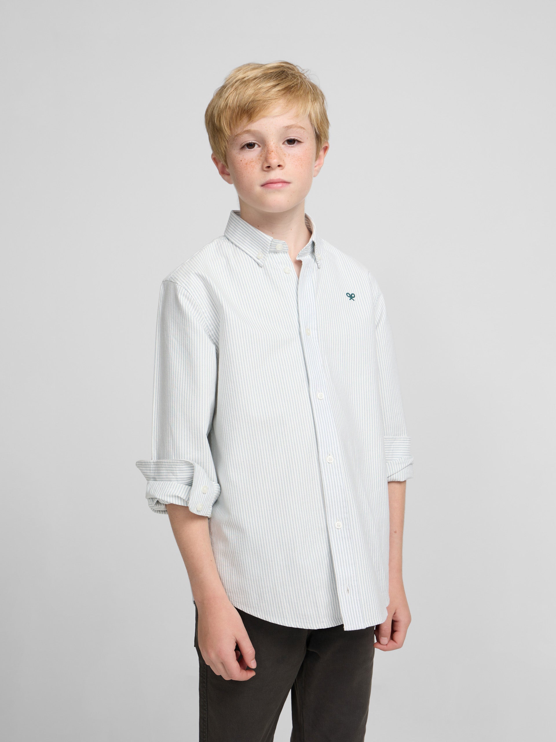 Kids' sport oxford shirt with green stripes