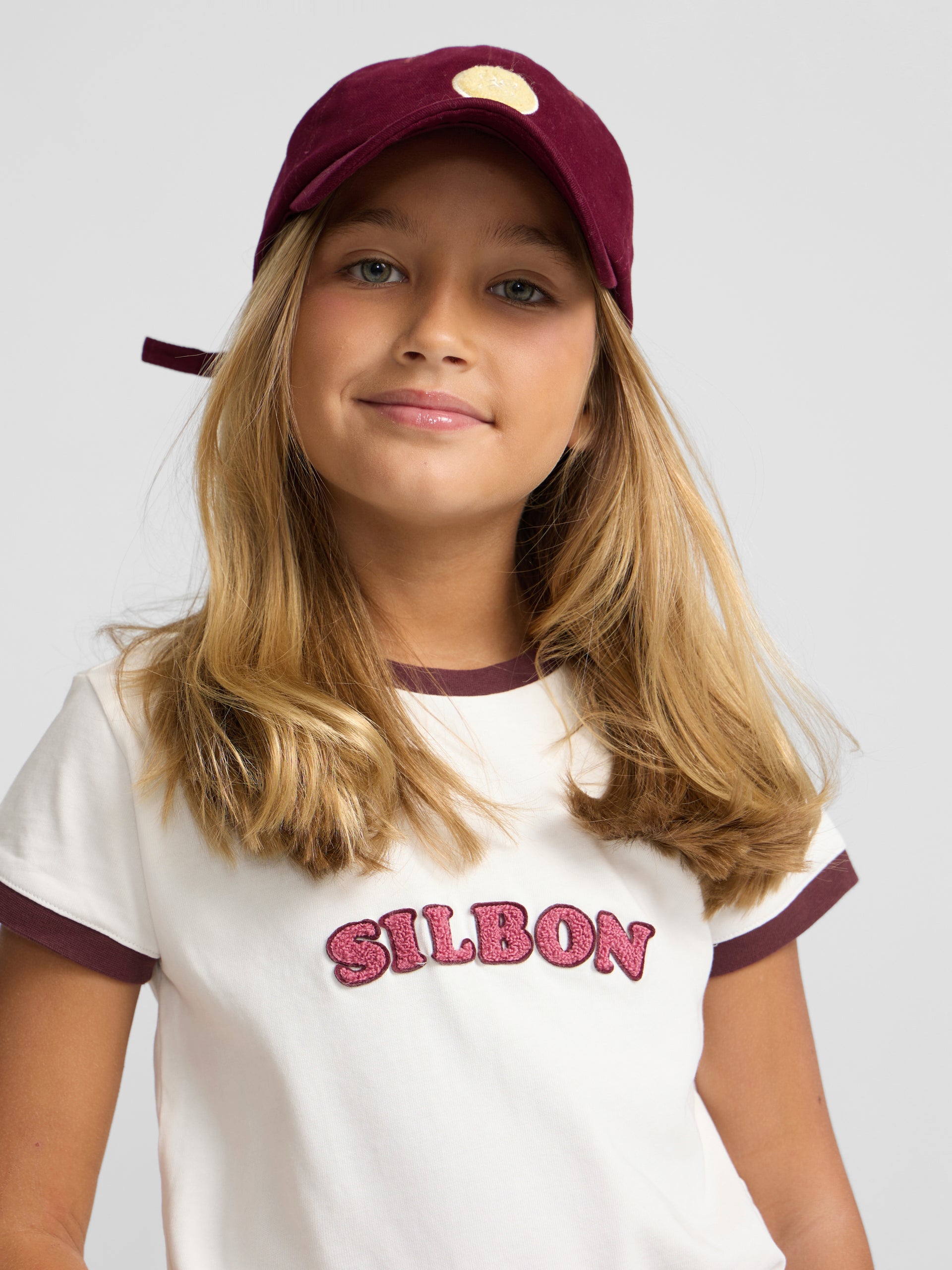 Silbon Varsity Girl T-shirt in Off-White