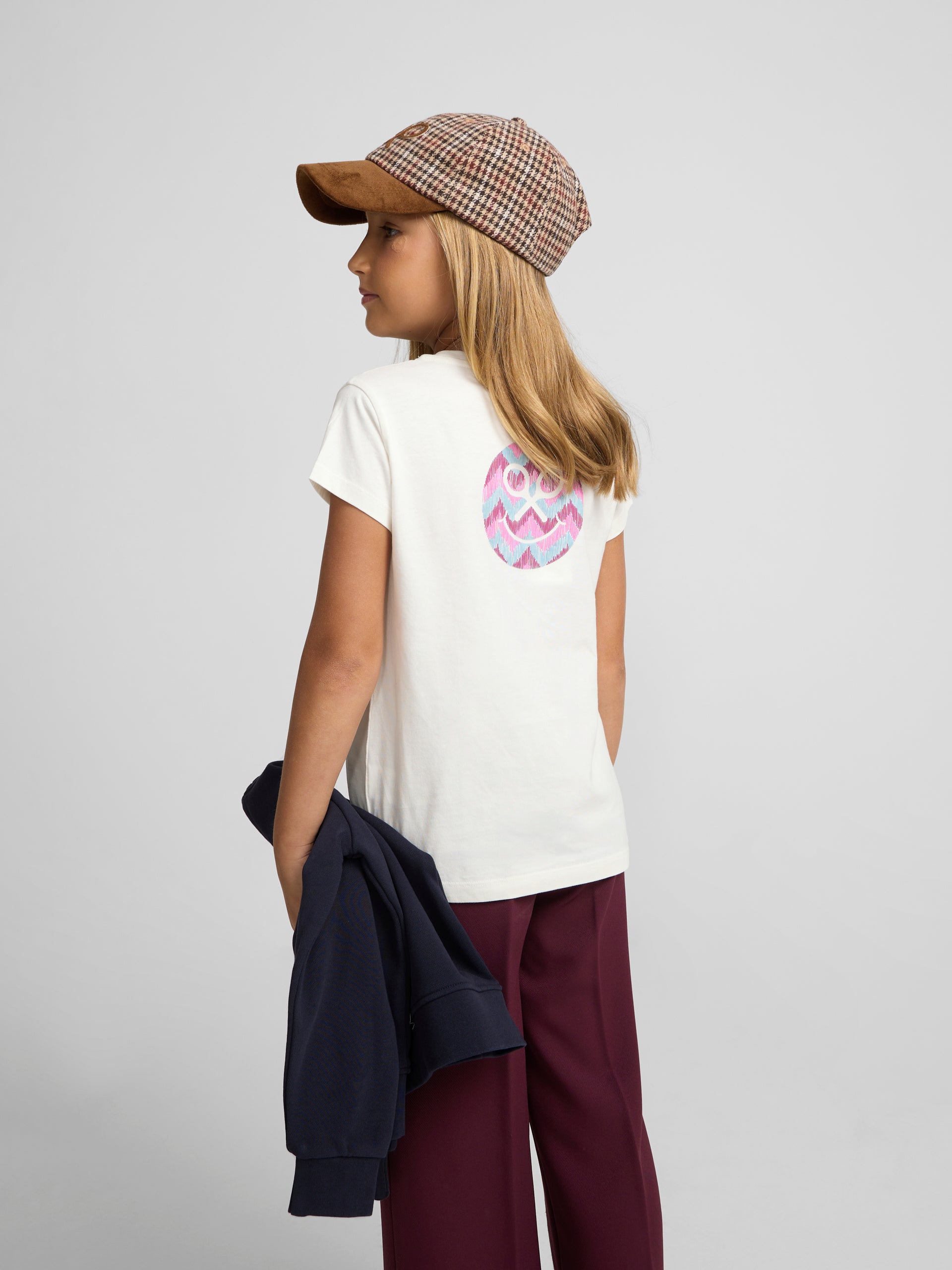 Camiseta girl parche raquetas blanca