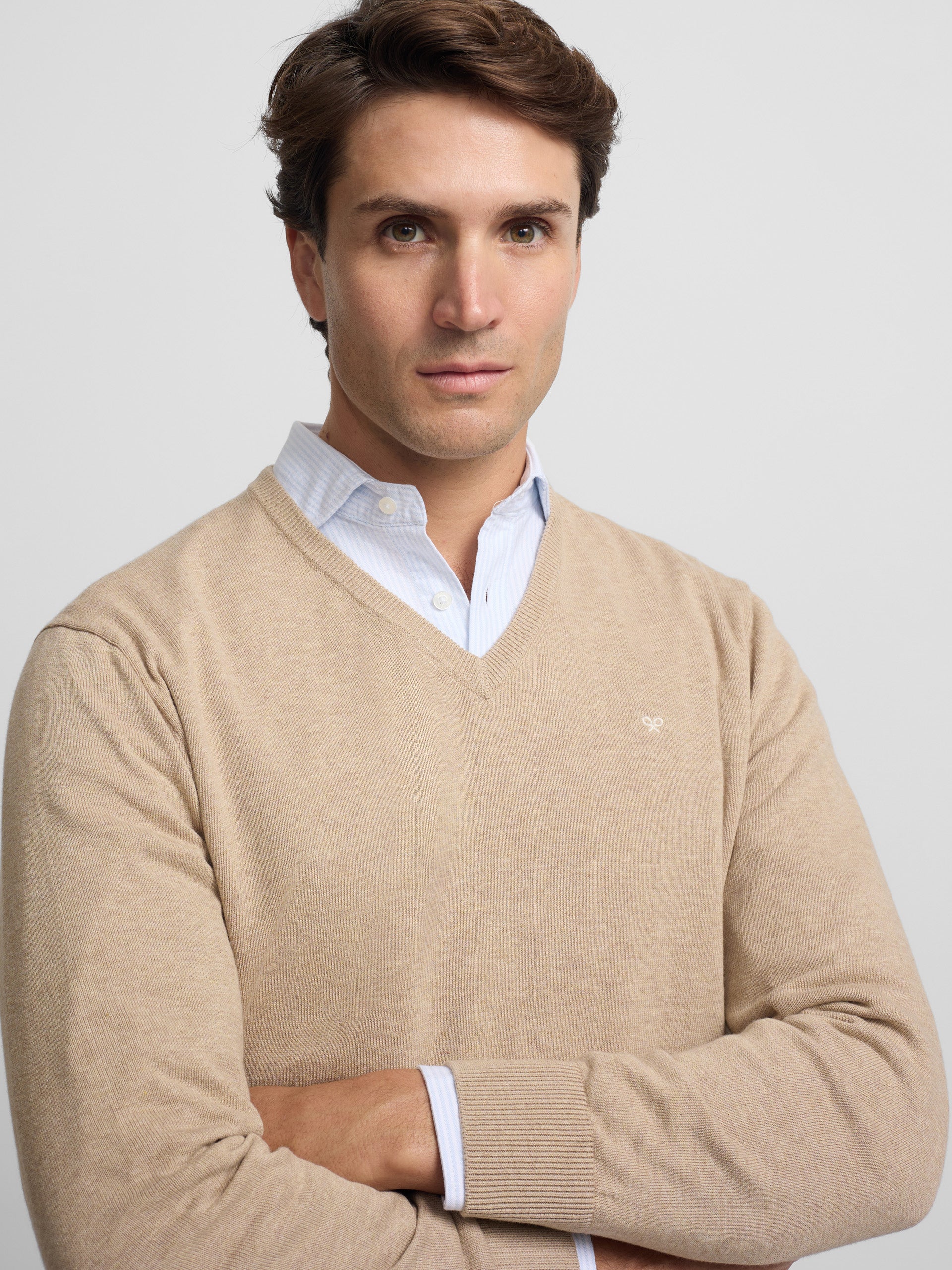Pull uni col en V marron clair