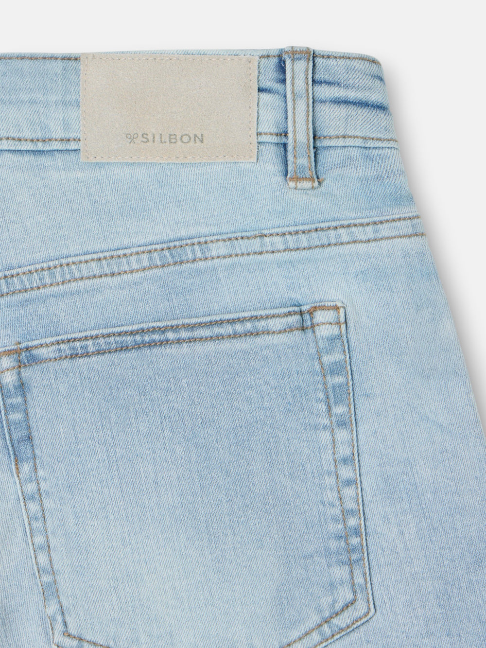 Bermuda cinco bolsillos denim azul claro
