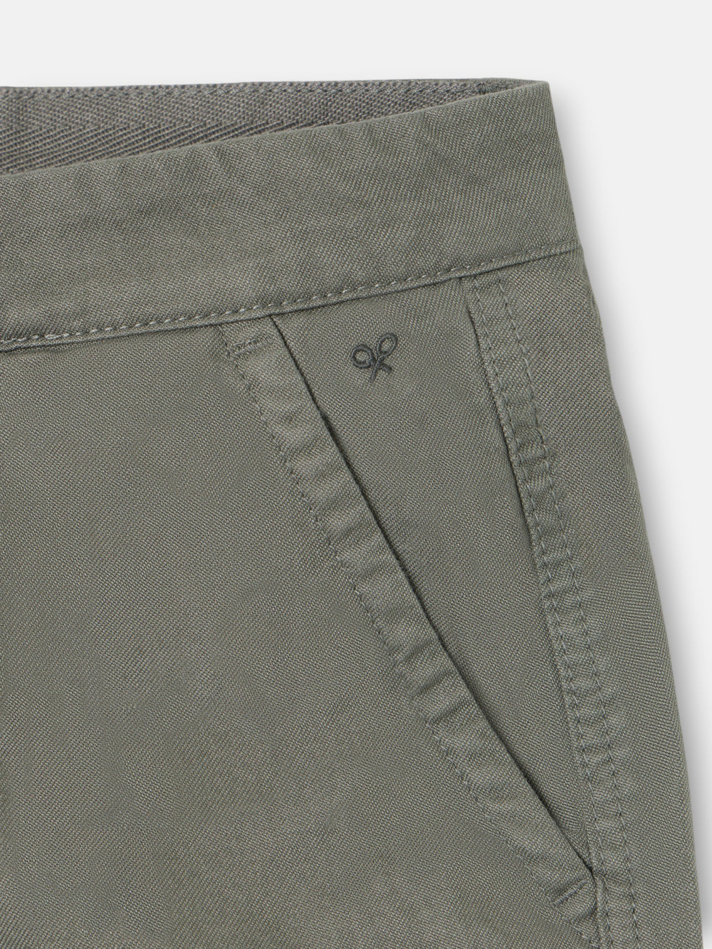Bermuda cargo verde