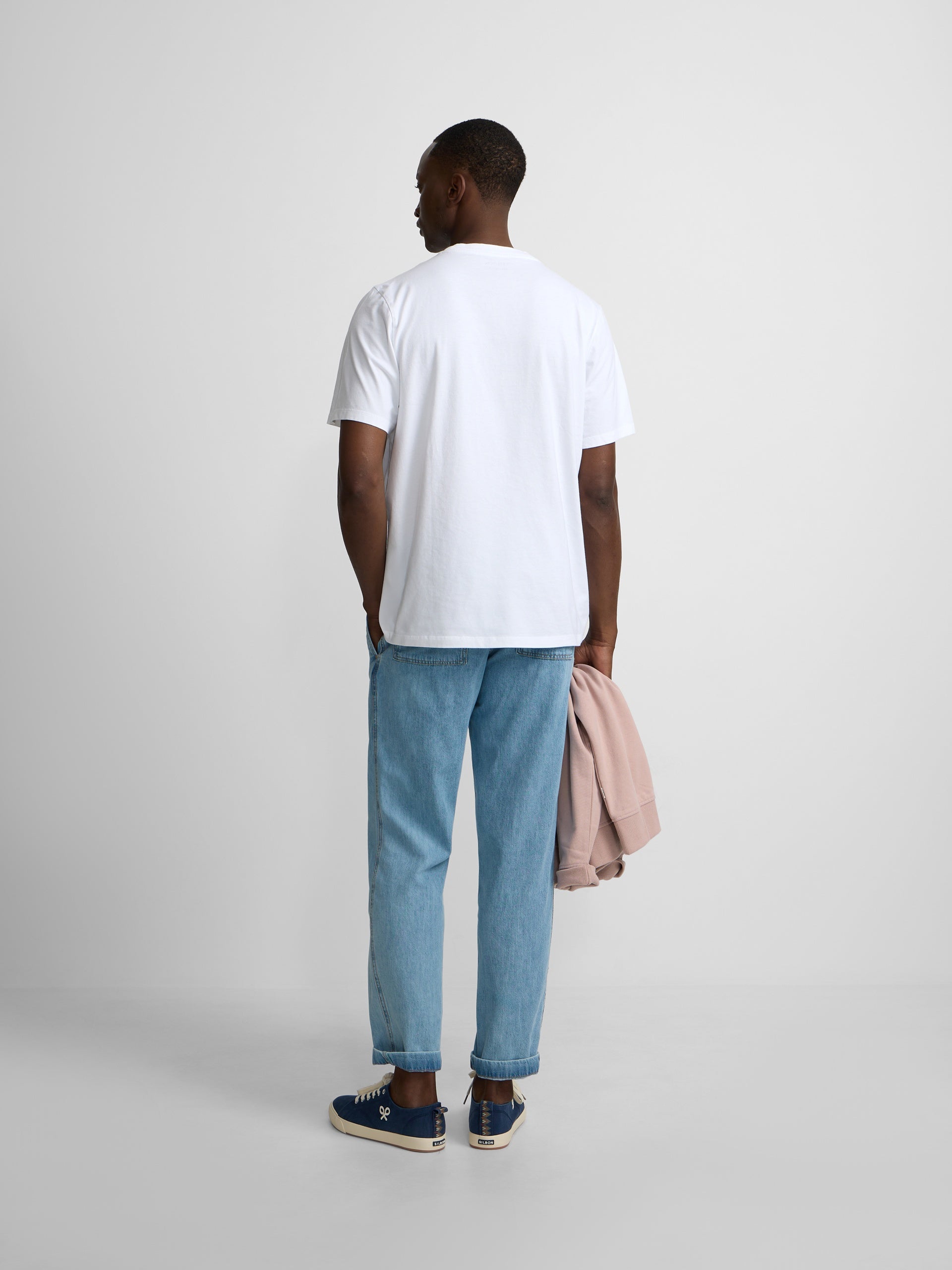 Classic white t-shirt with mini logo pocket