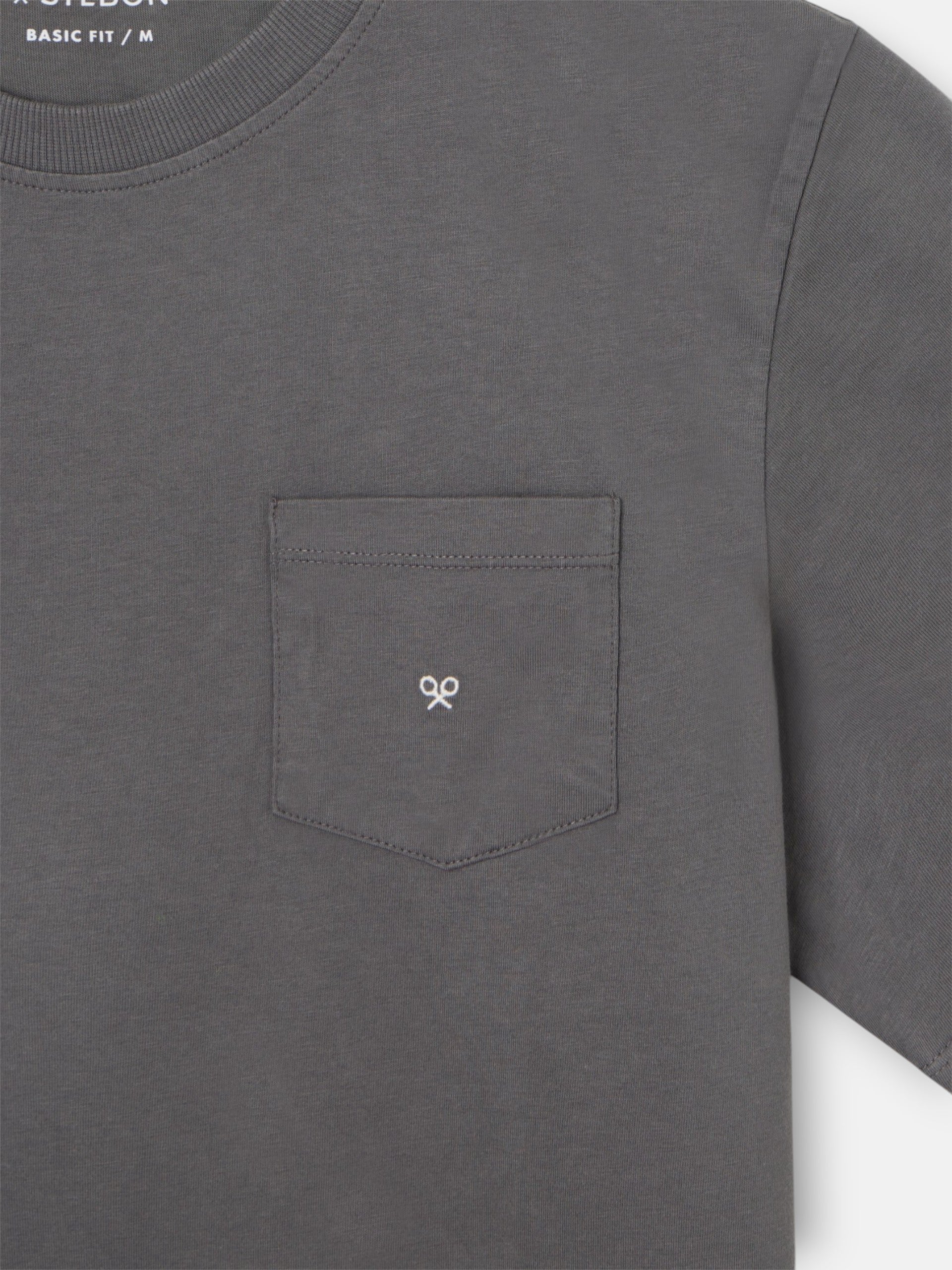 Classic t-shirt with mini logo pocket in grey
