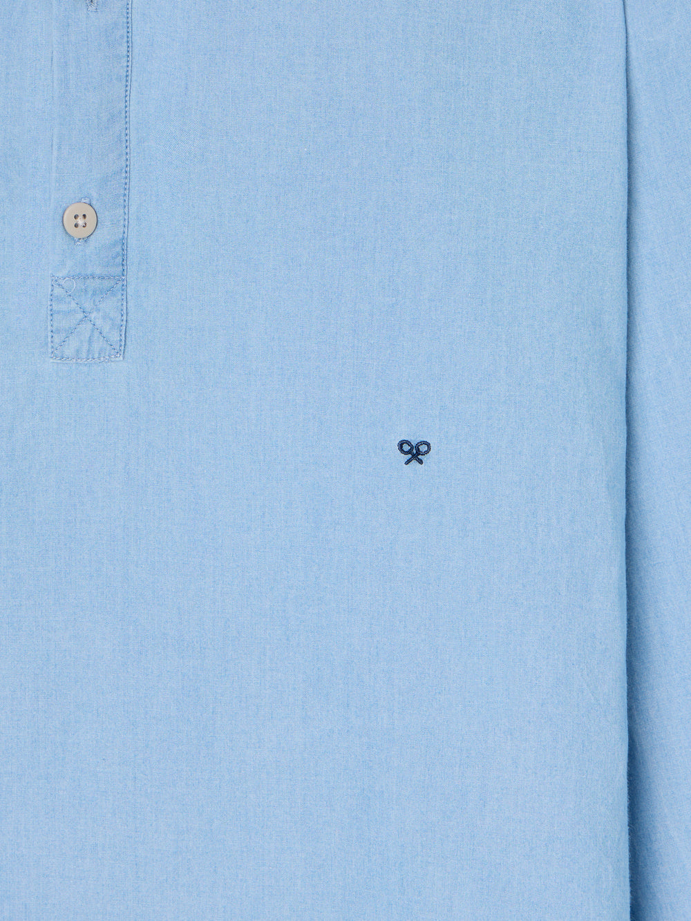 Polera sport denim azul claro