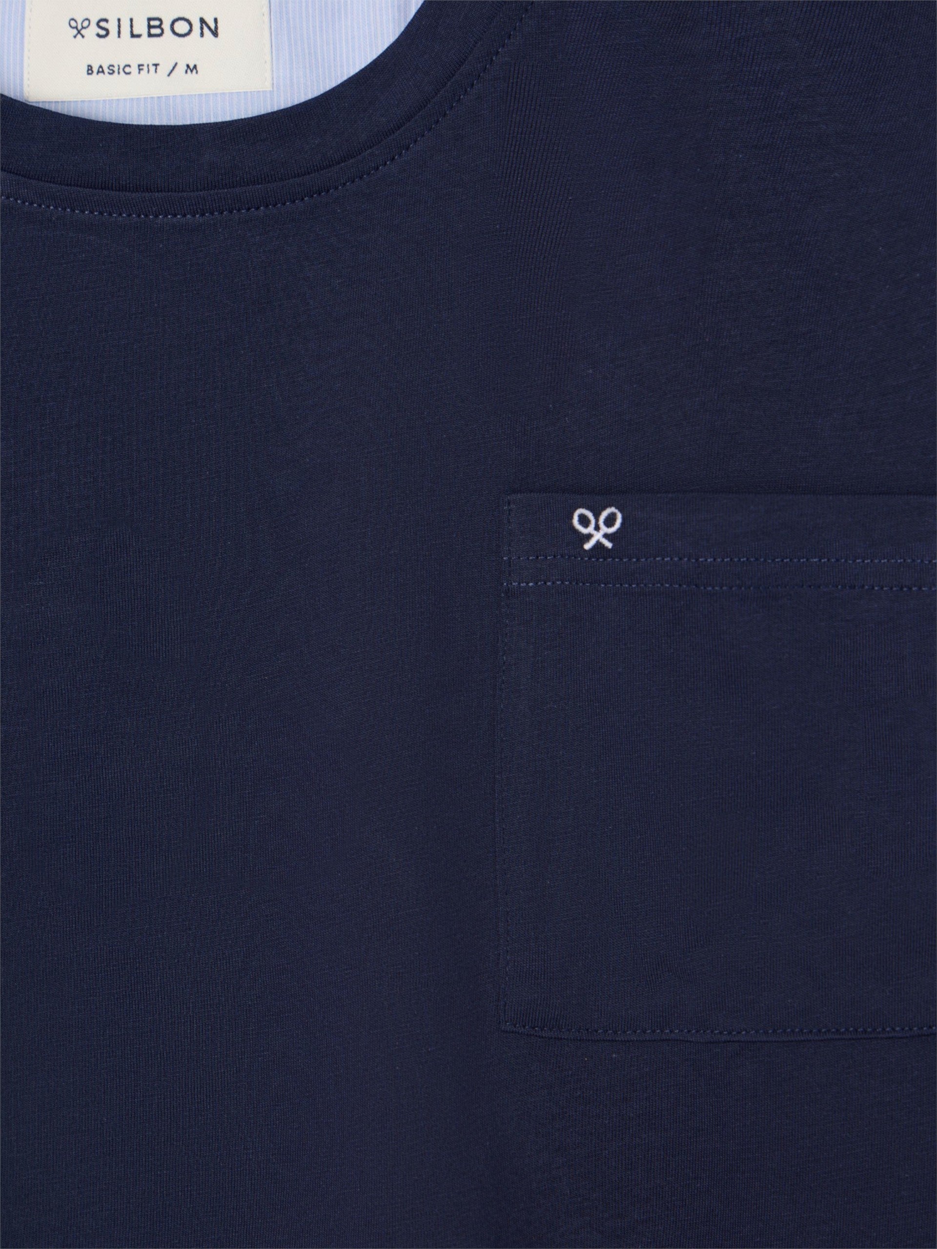 Short pajamas with navy blue striped pocket