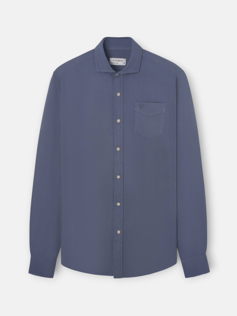 Camisa sport bolsillo desgastada azul