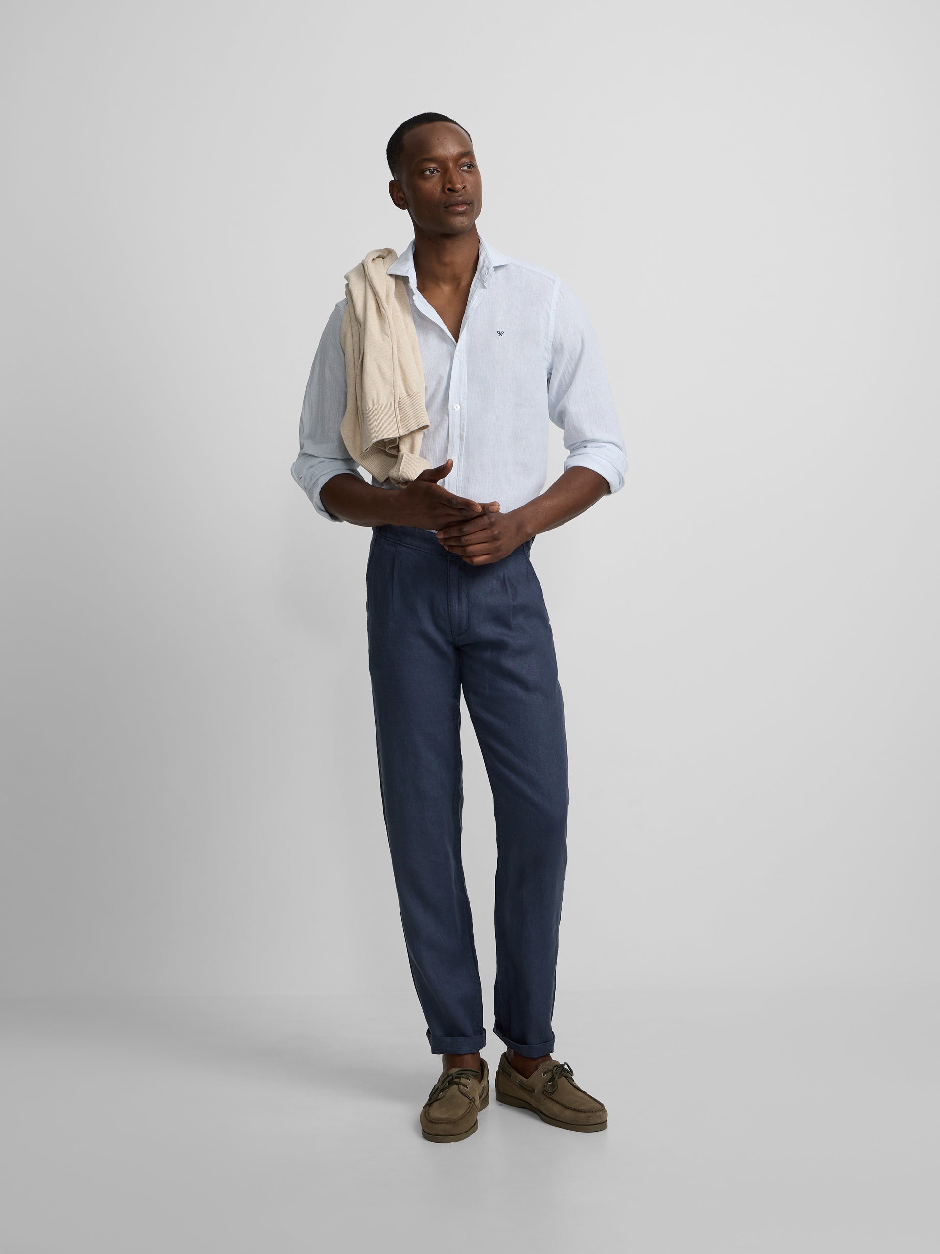 Pantalon sport pinza lino azul indigo