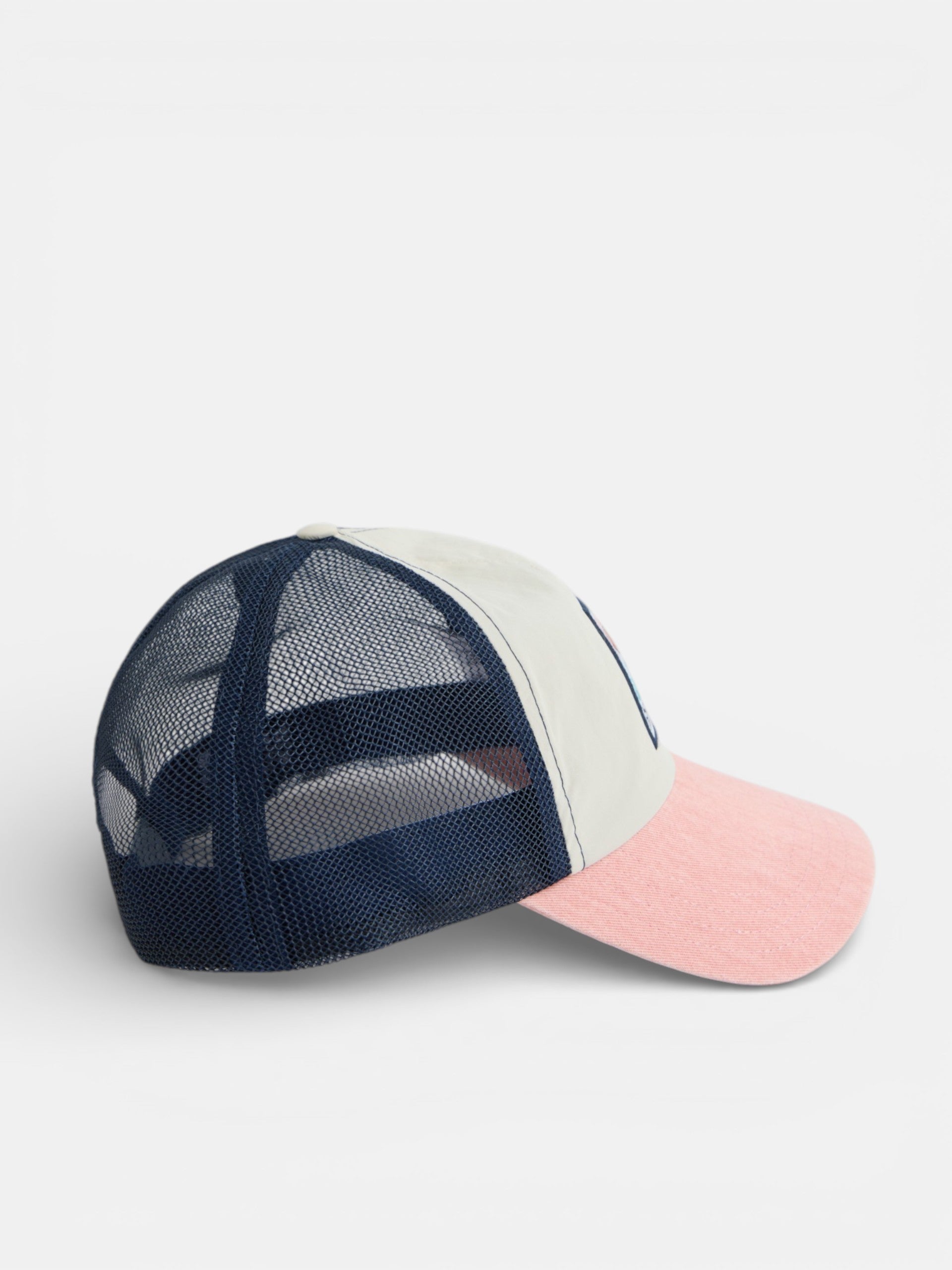 Silbon adventure stone trucker cap