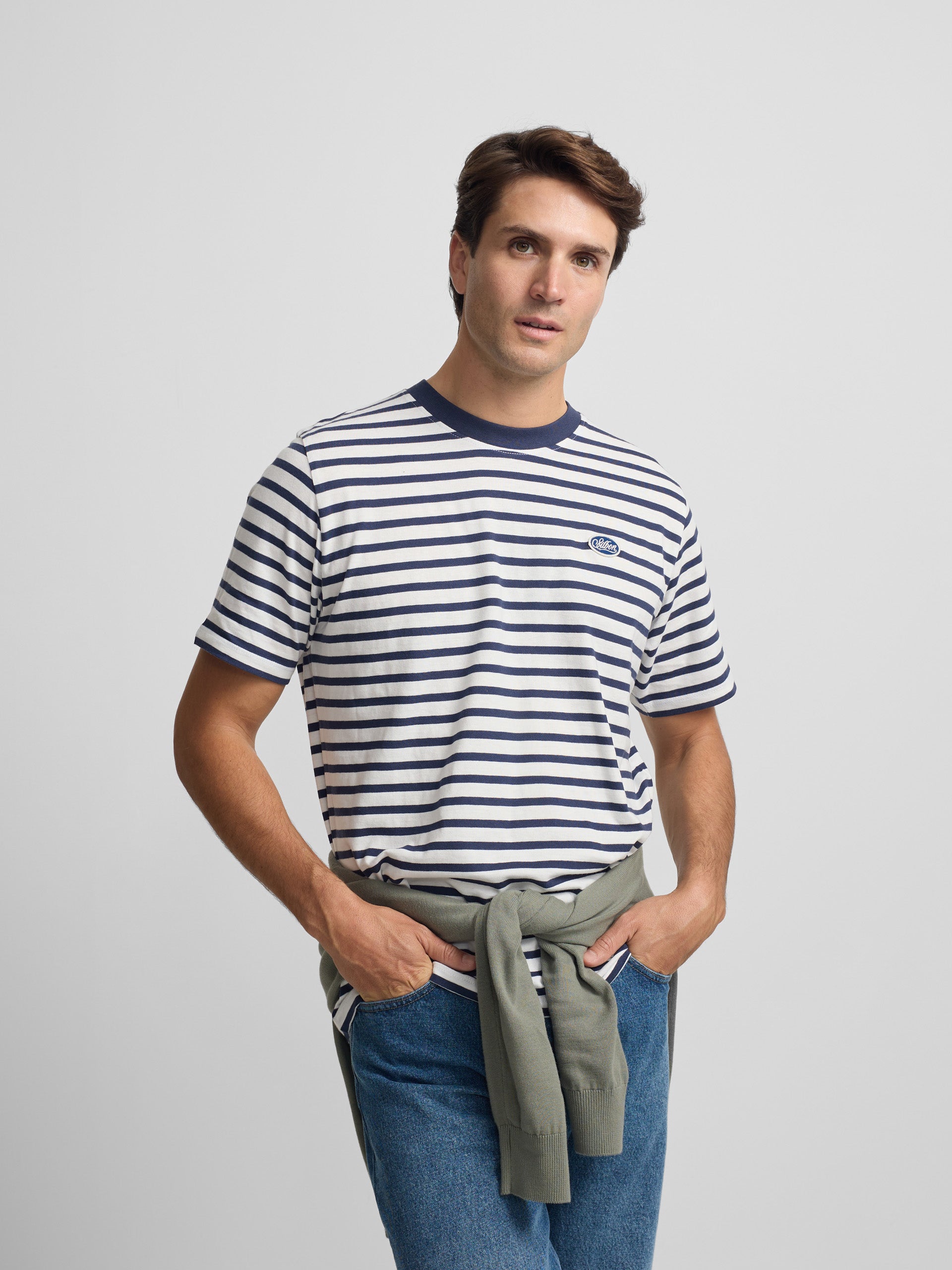 T-shirt rustique à rayures bleu marine
