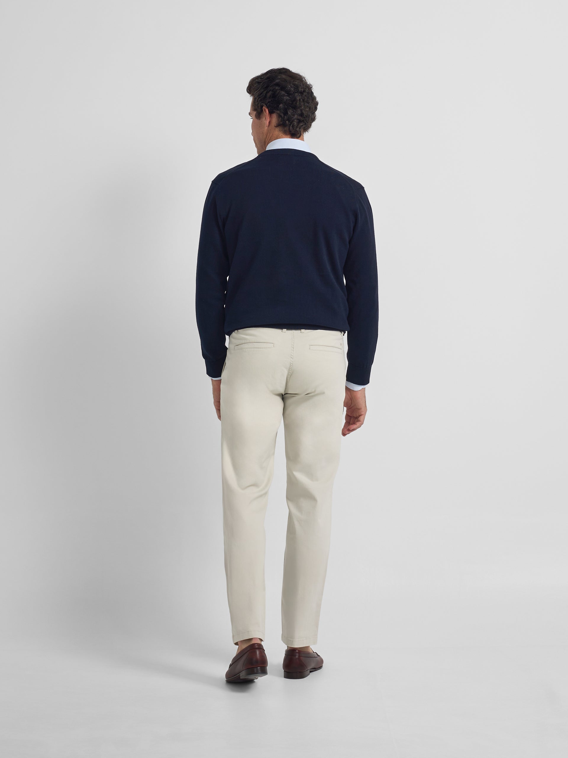 Camisola decote em V business azul-marinho