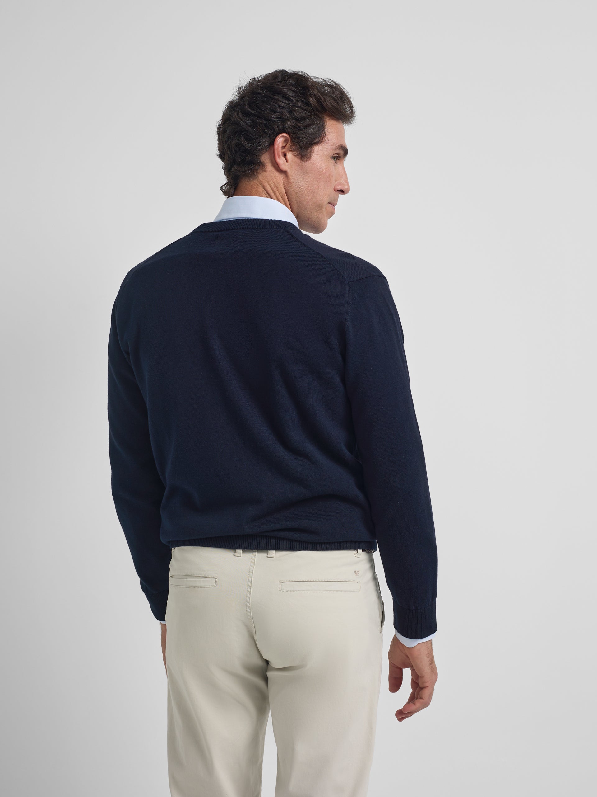 Camisola decote em V business azul-marinho