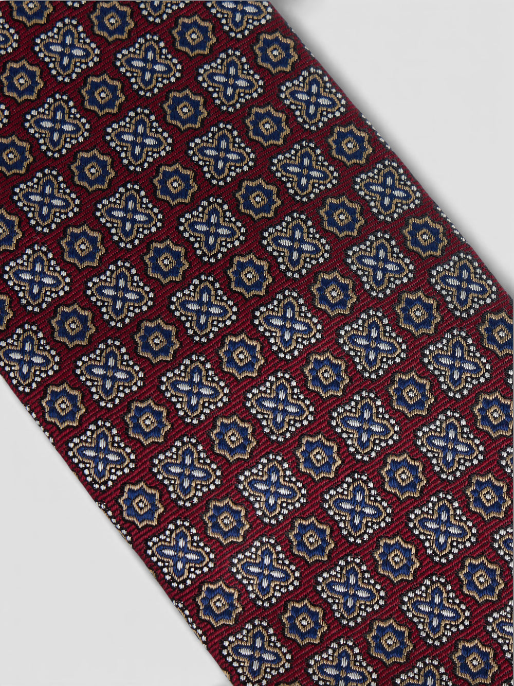 Cravate motif floral bordeaux
