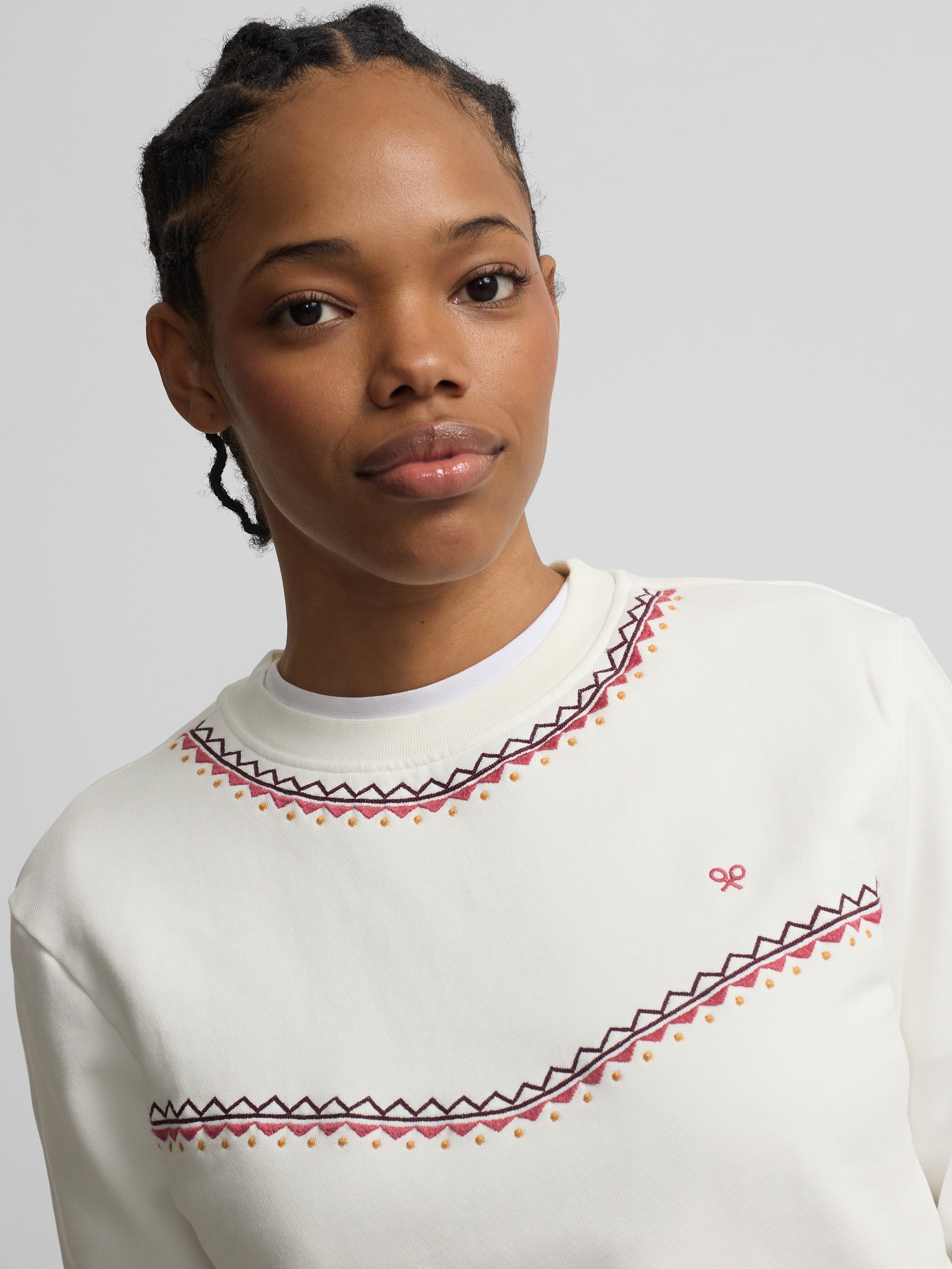 Sweat-shirt femme broderies ethniques écru