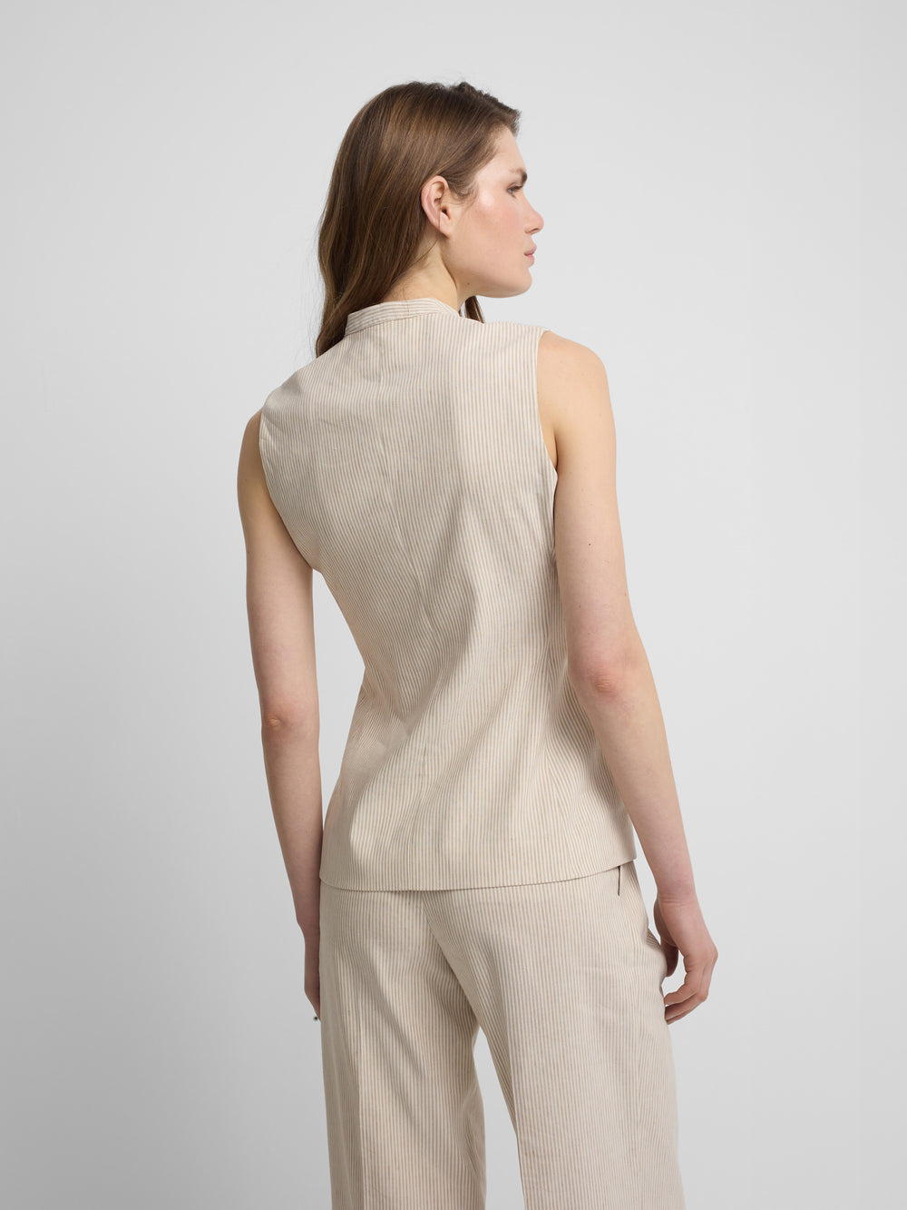 Chaleco botones rayas beige