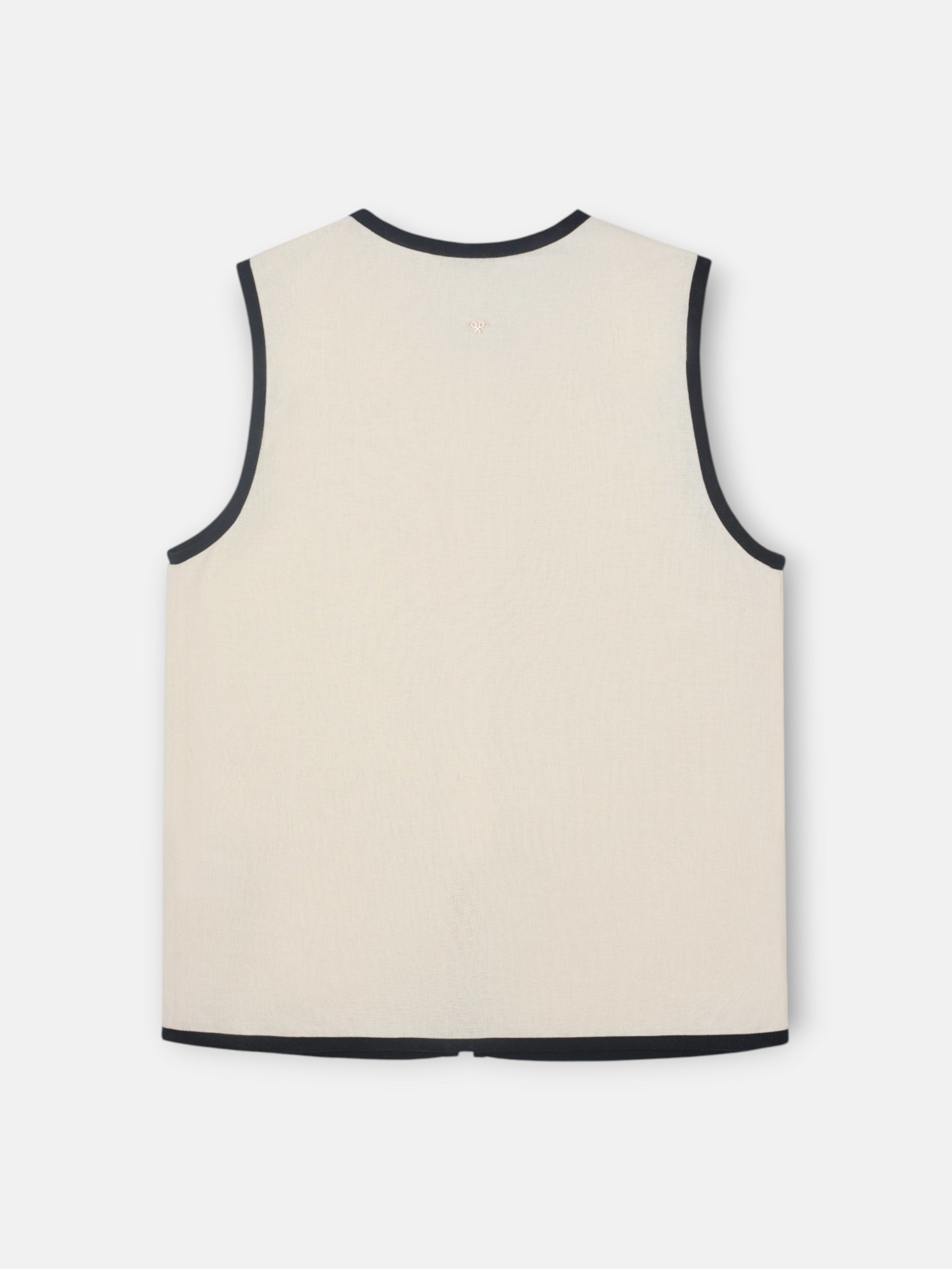 Gilet en lin écru à détails contrastés