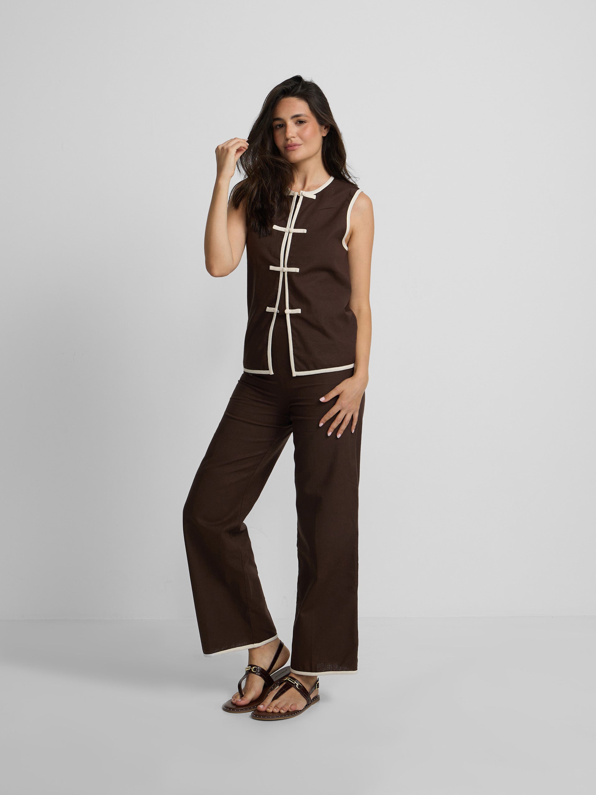 Straight brown linen trousers