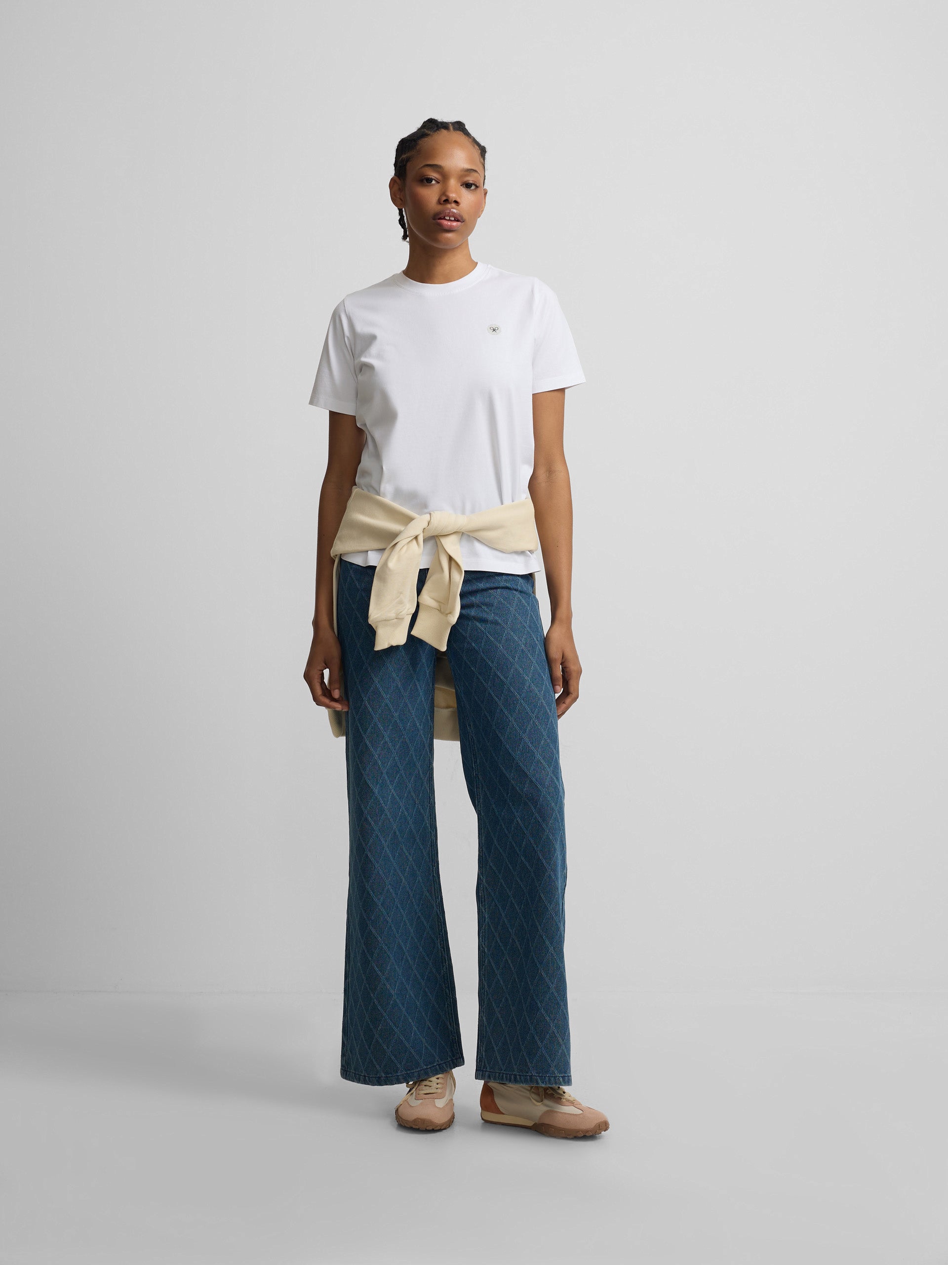 Camiseta woman blanca aplicacion cristal