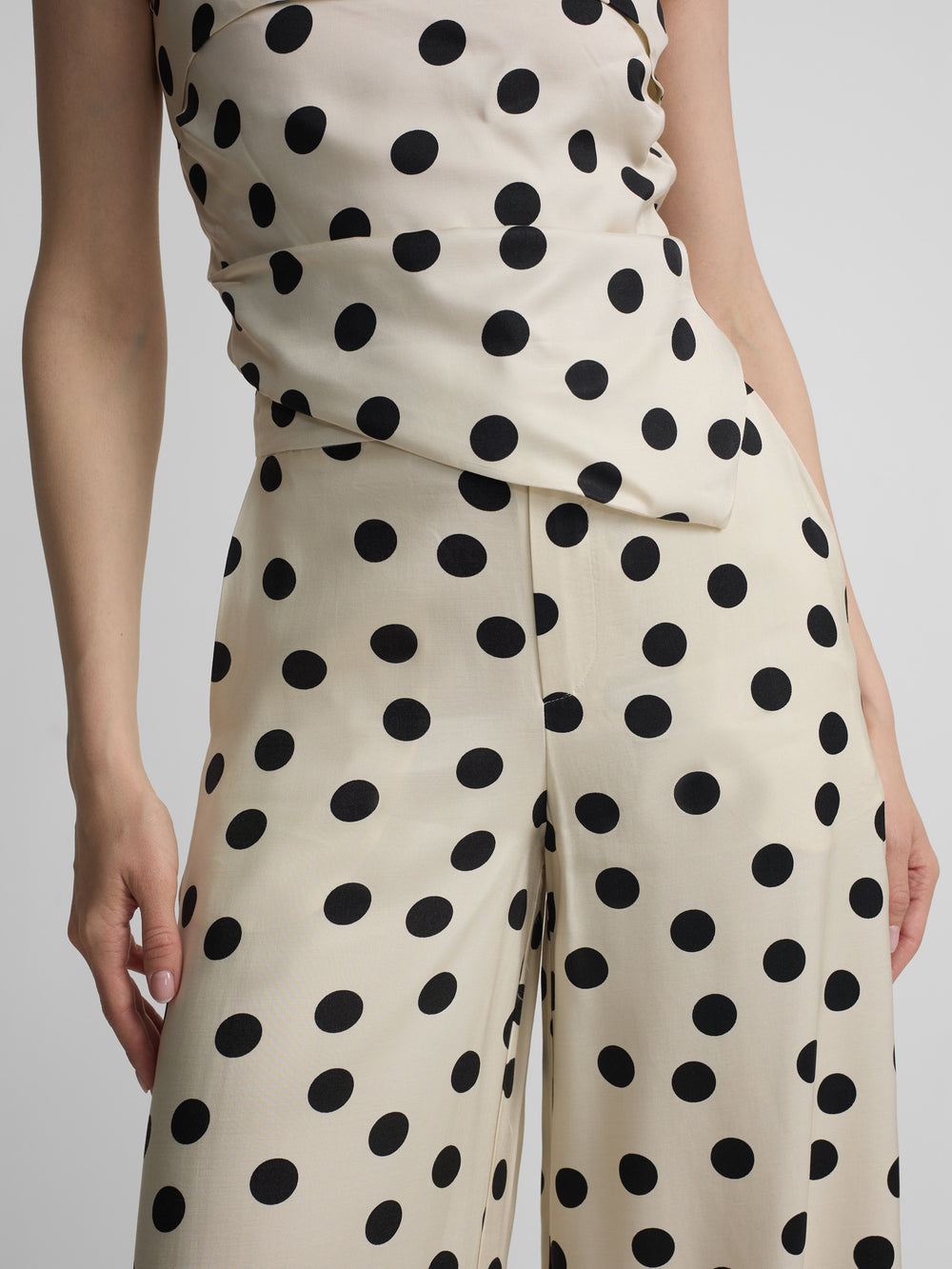 Pantalon vestir palazzo lunares negro