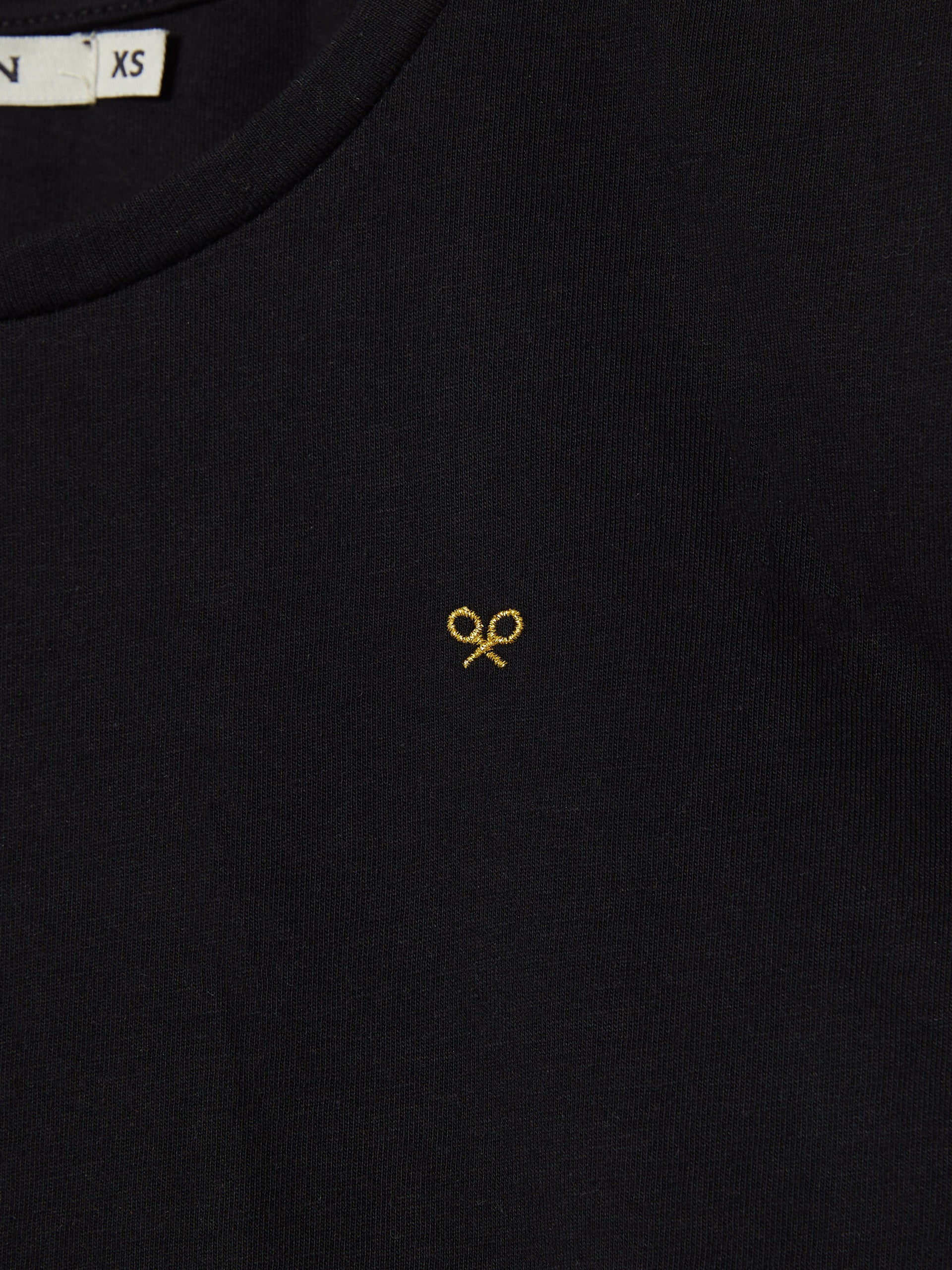 Black woman sun t-shirt